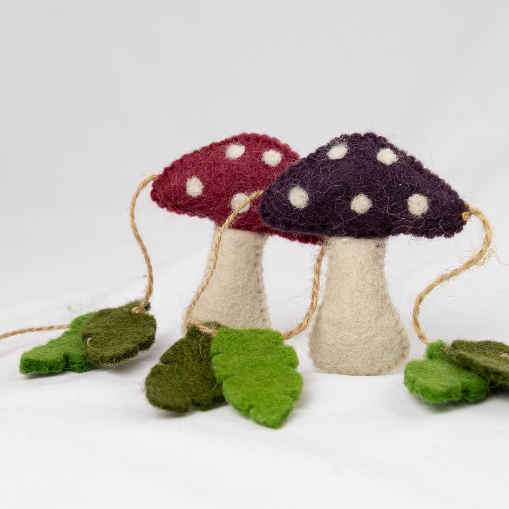 Spotted Mushroom Felt Garland