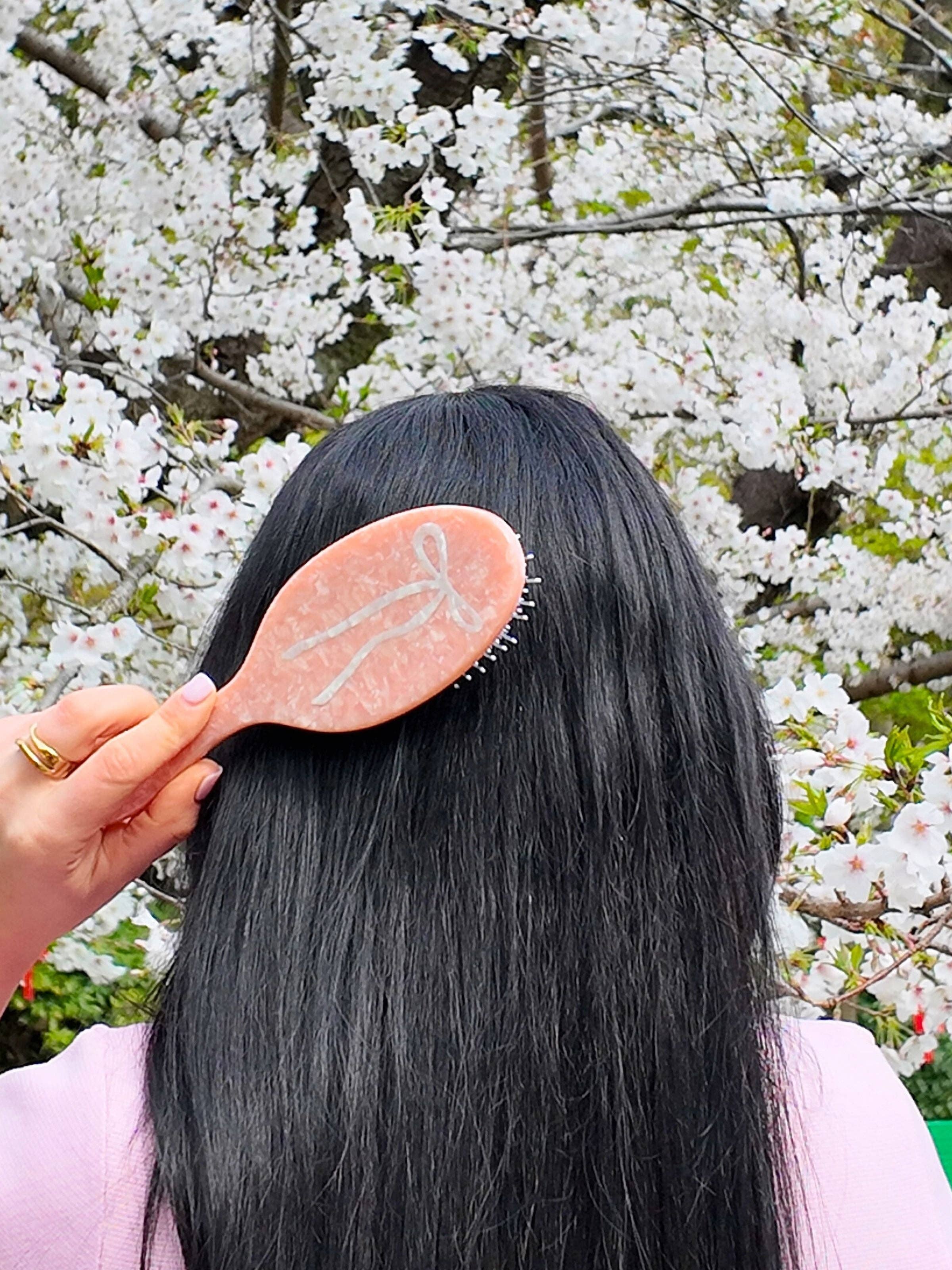 Hair Brush (Ballet Bow)