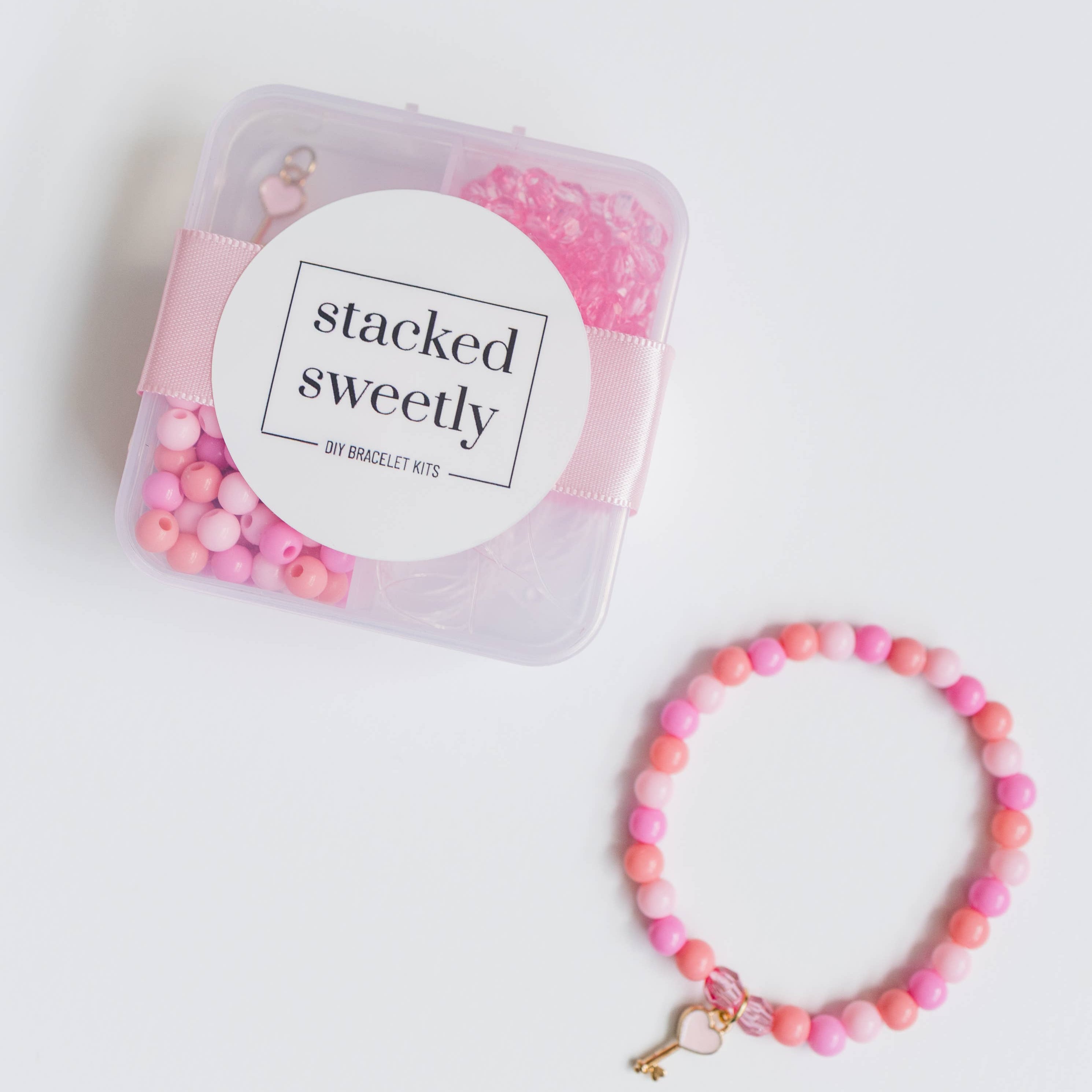 Mini Bracelet Craft Kit (I Love You)