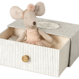 Dance Mouse in Daybed (Little Sister)