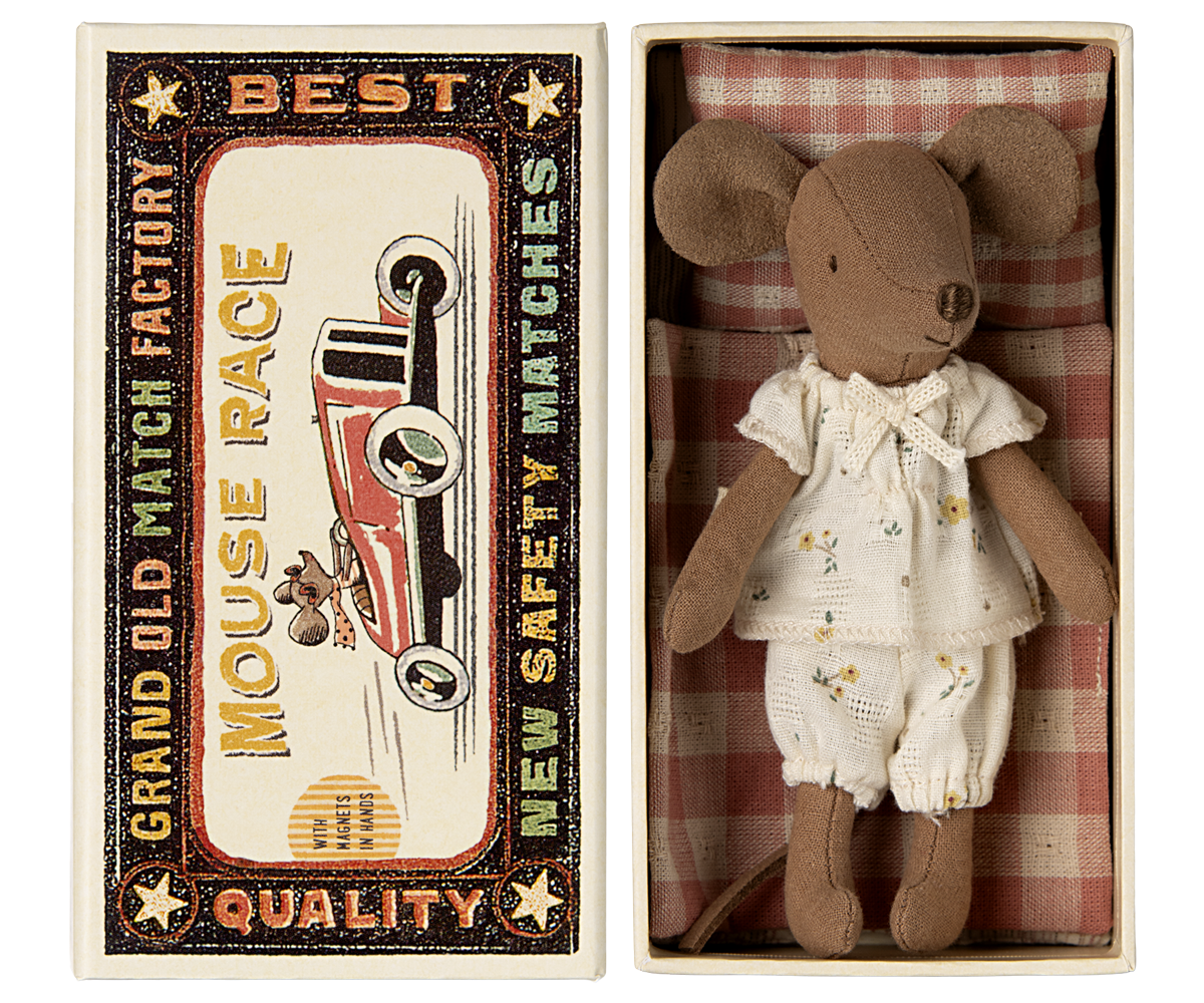 Big Sister Mouse in Matchbox (Pyjamas)