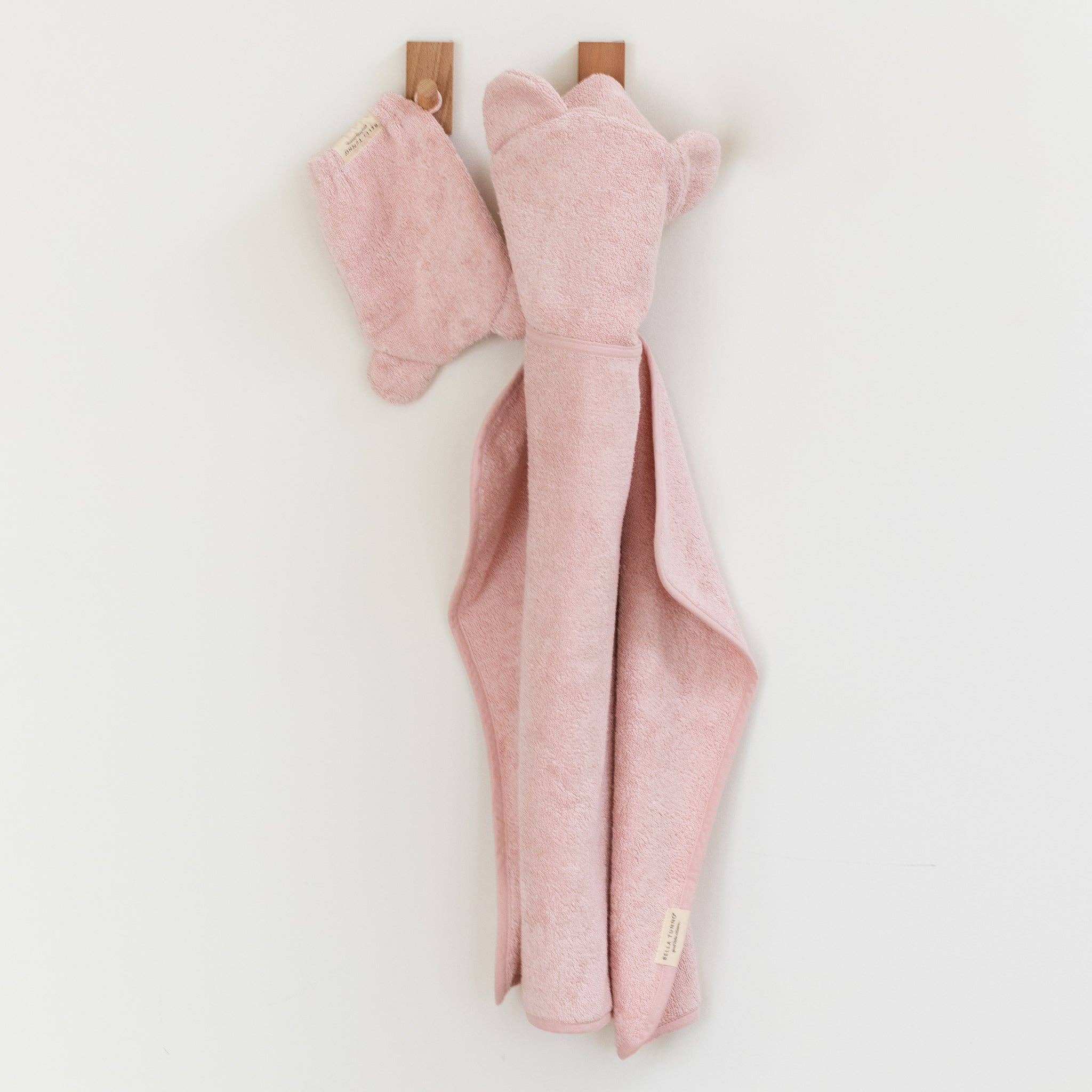 Hooded Towel + Wash Mitt Set (Blush)