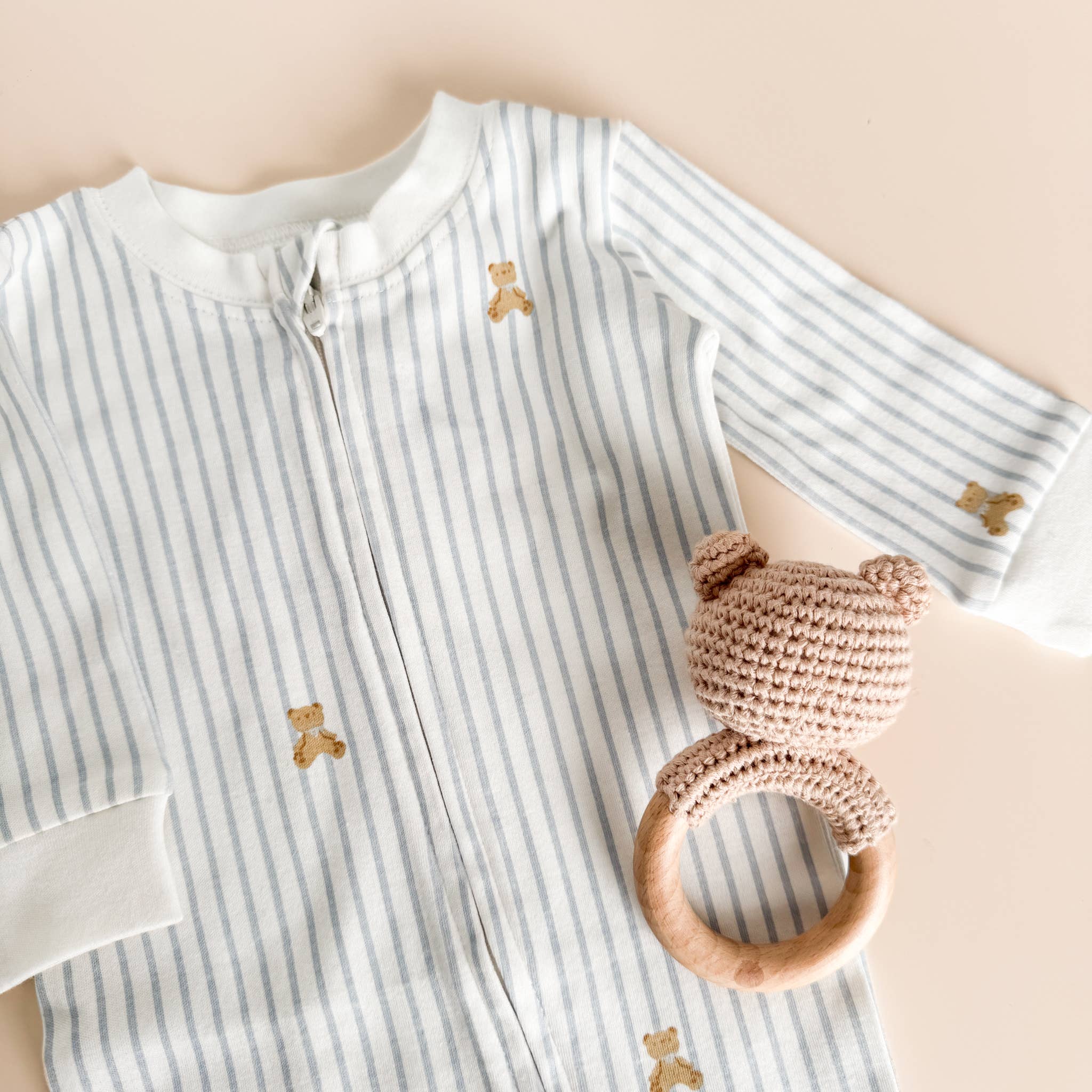 Layette Long Sleeve Zipper Romper (Teddy Bear Stripe)