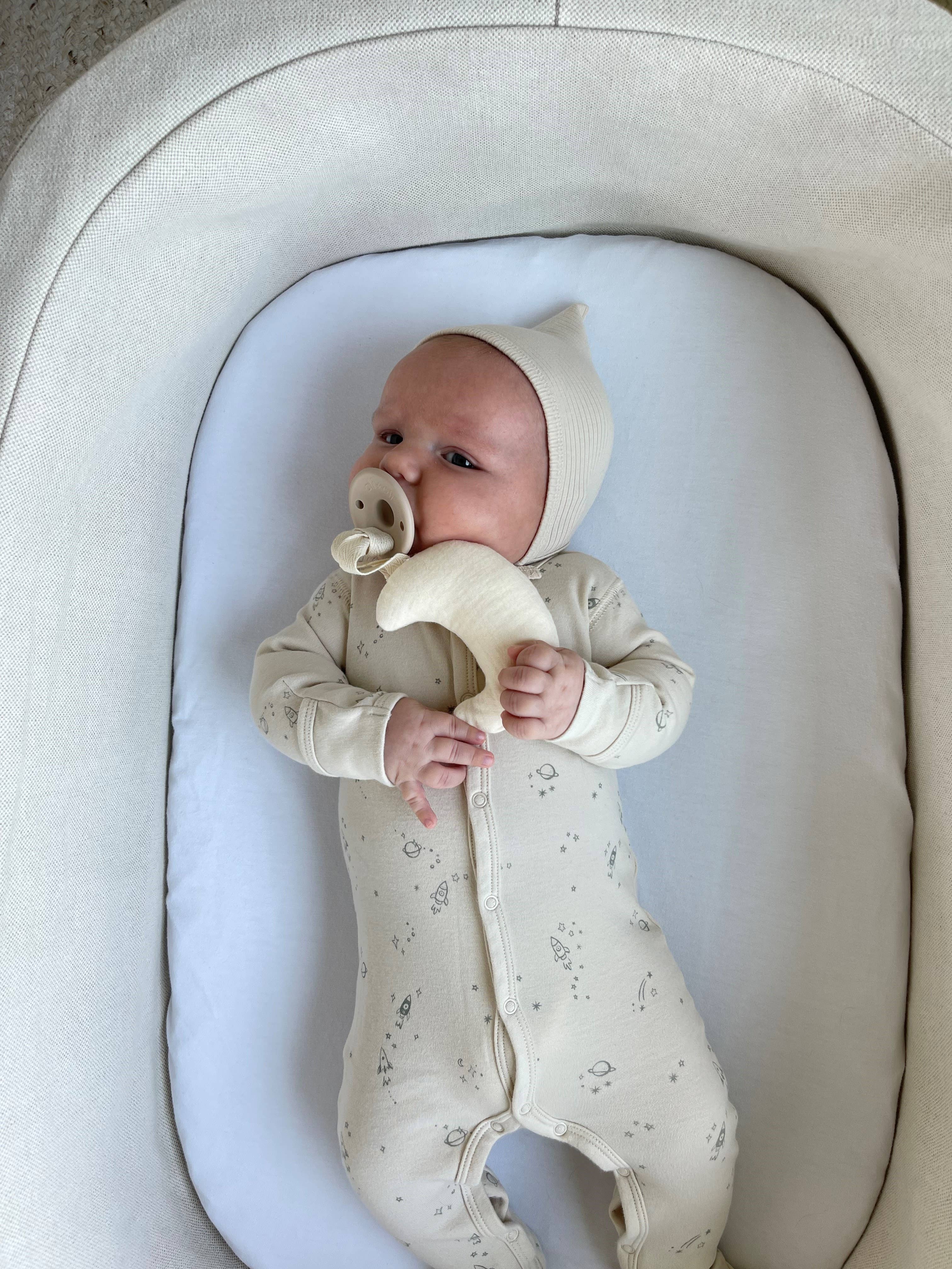 Moon Pacifier Holder (Muslin Ivory)