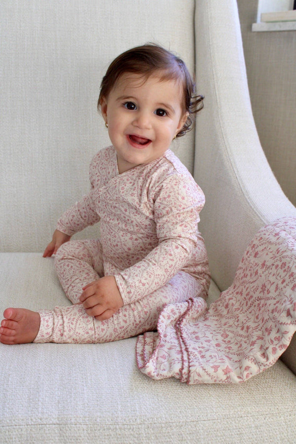 Heirloom Vine Muslin Blanket (Mauve)
