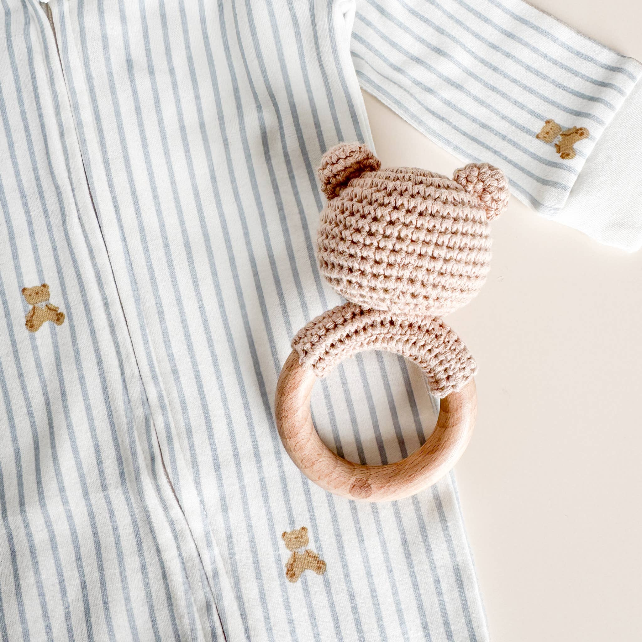 Layette Long Sleeve Zipper Romper (Teddy Bear Stripe)