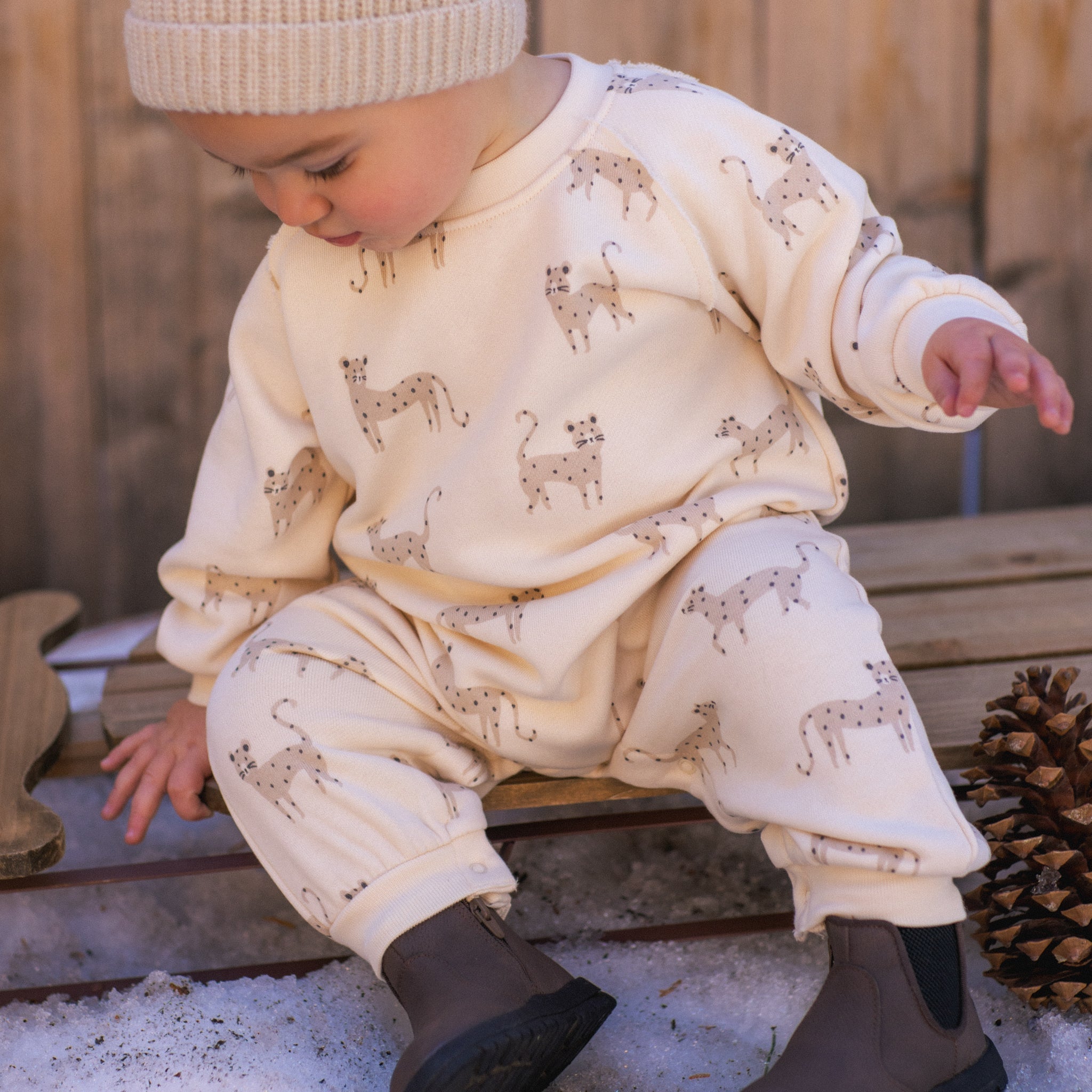 Raglan Jumpsuit (Leopards)