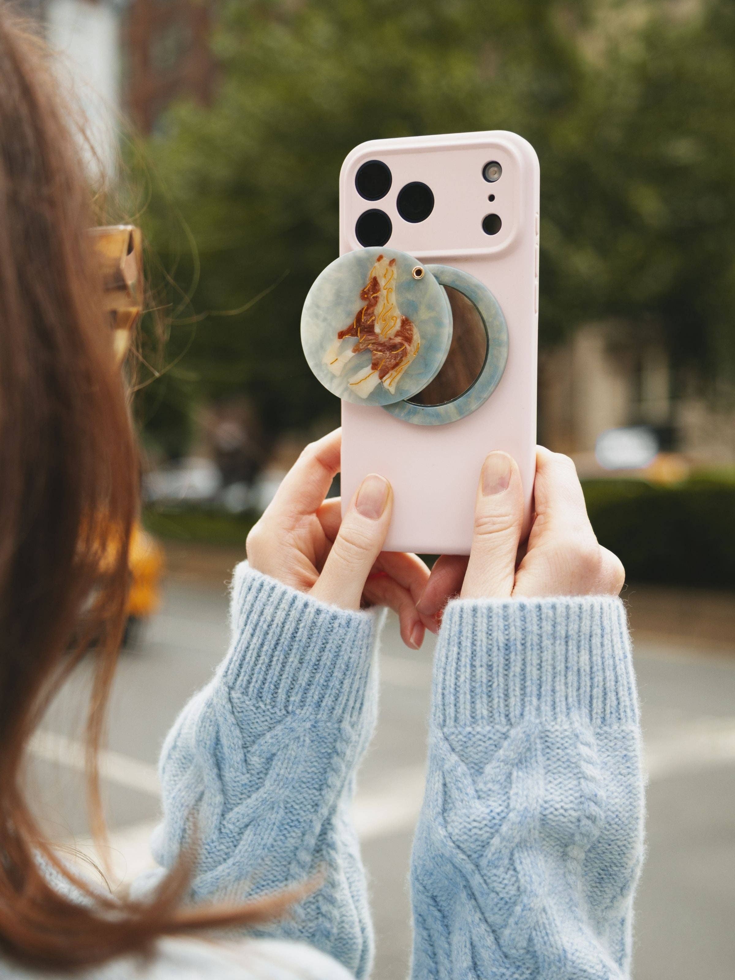 MagSafe Phone Mirror (Horse)