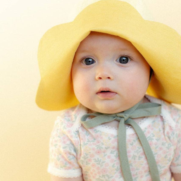 Sunbonnet (Jonquille Flower)