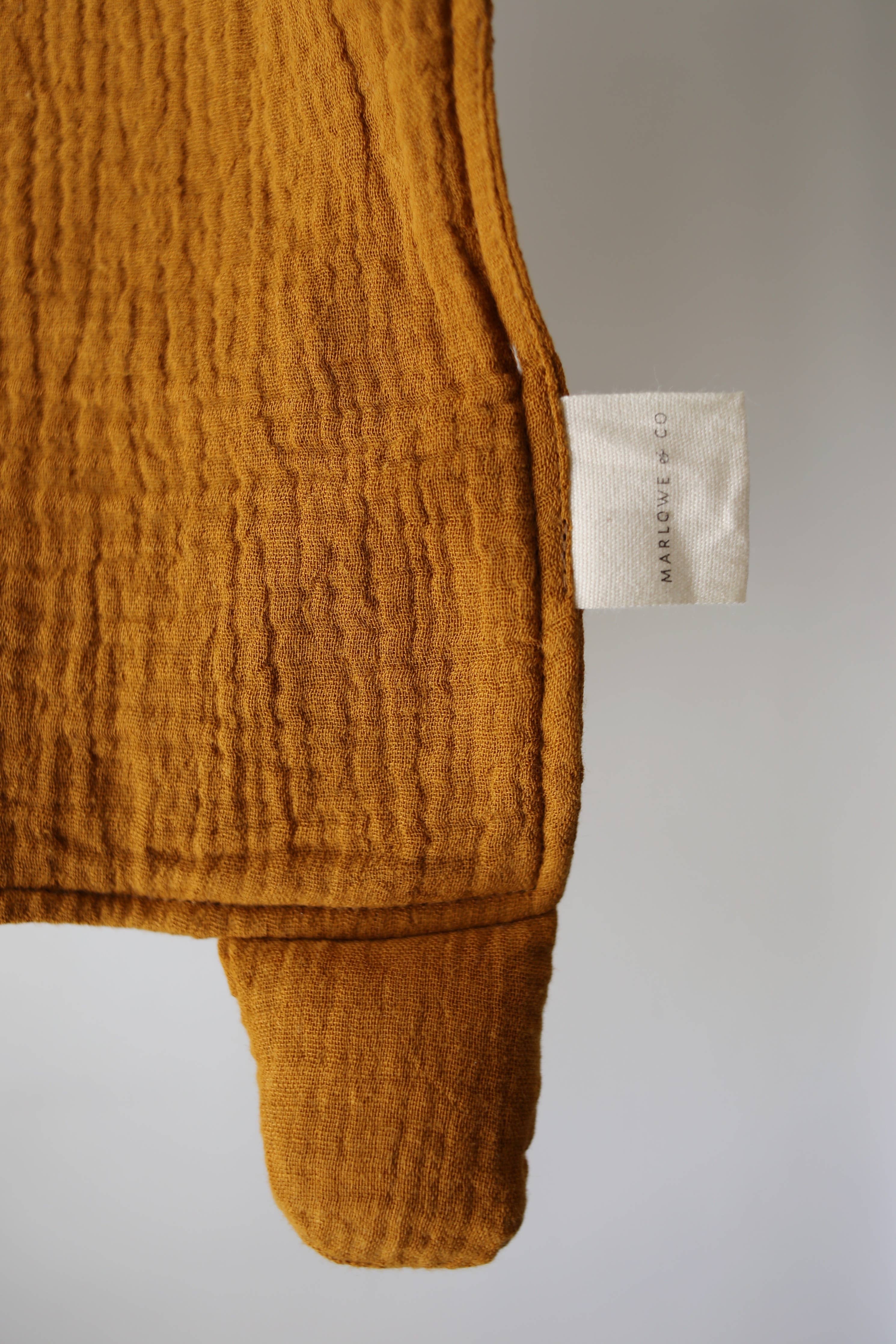 Lion Lovey Blanket (Toffee)