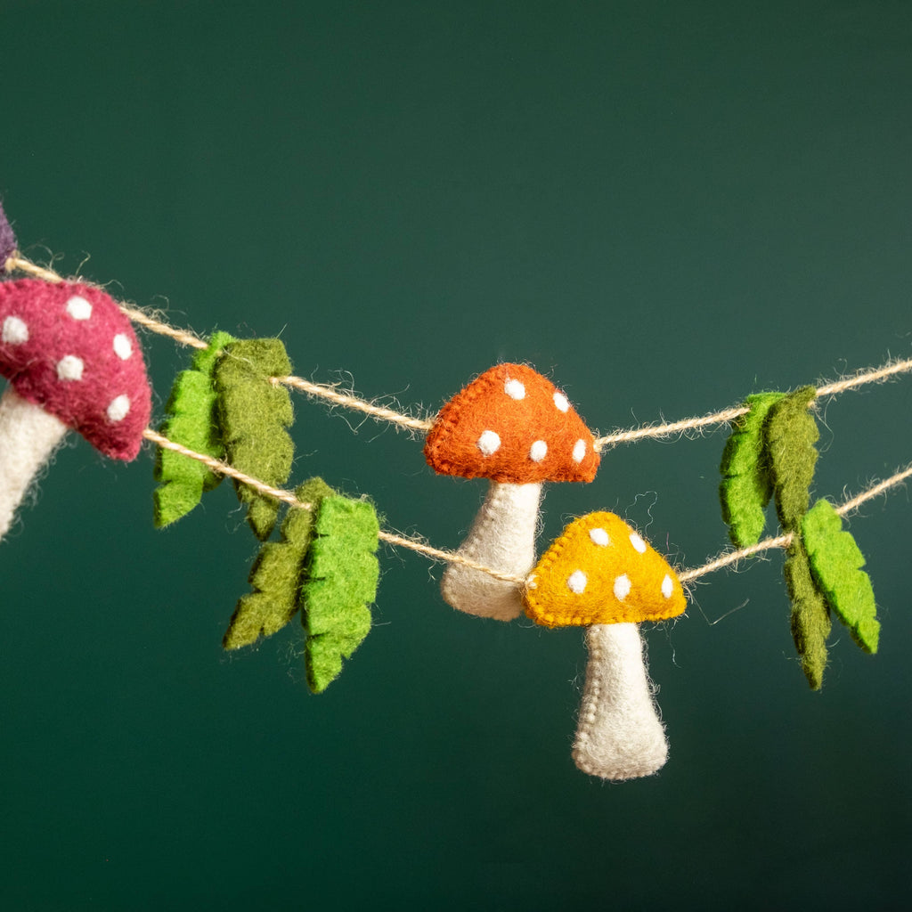 Spotted Mushroom Felt Garland
