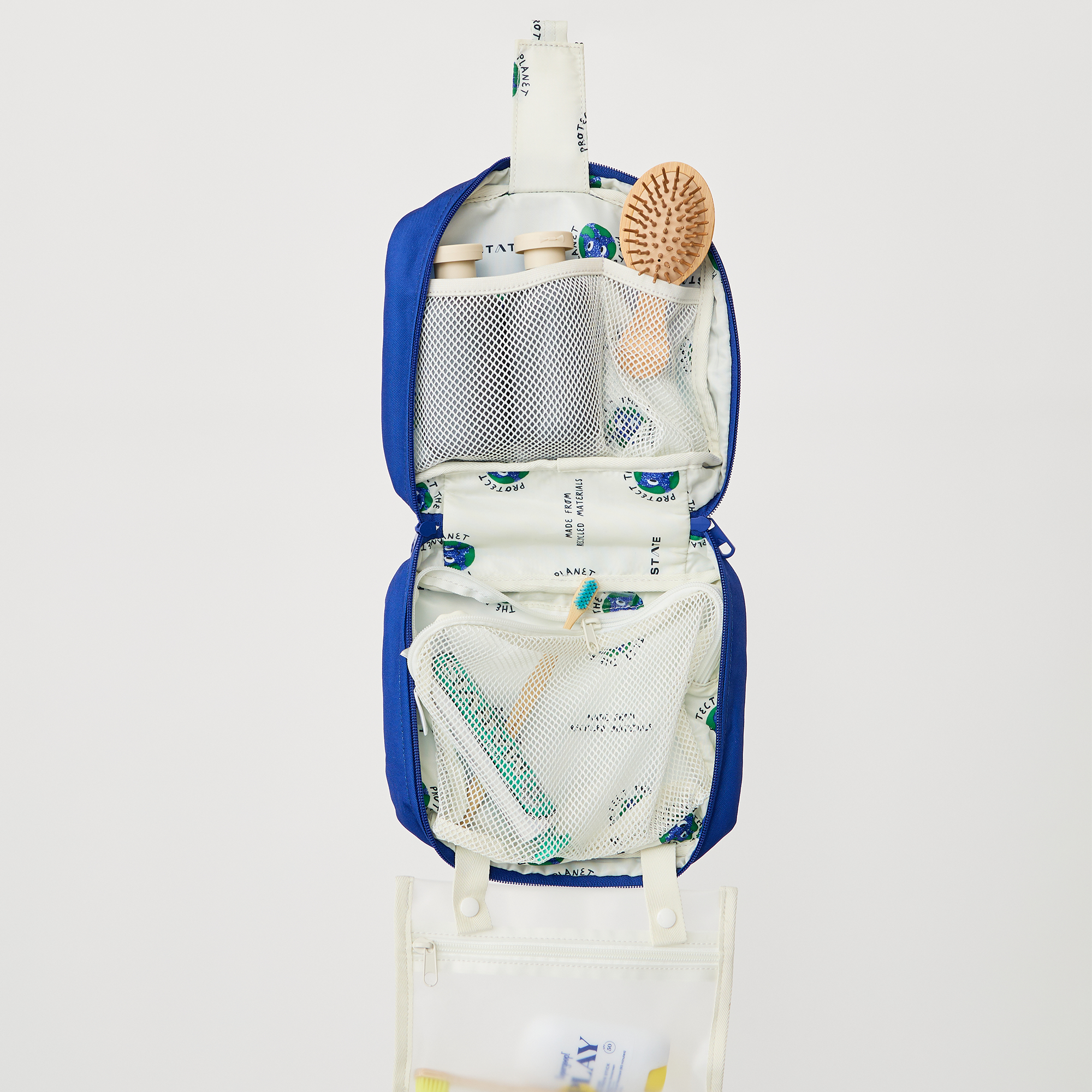 Bensen Toiletry Kit (Mountains)