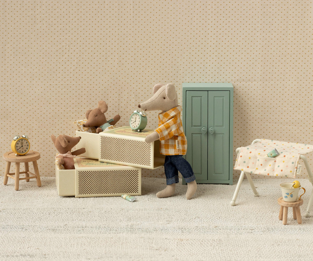 Sleepy Wakey Baby Mouse in Matchbox (Rose)