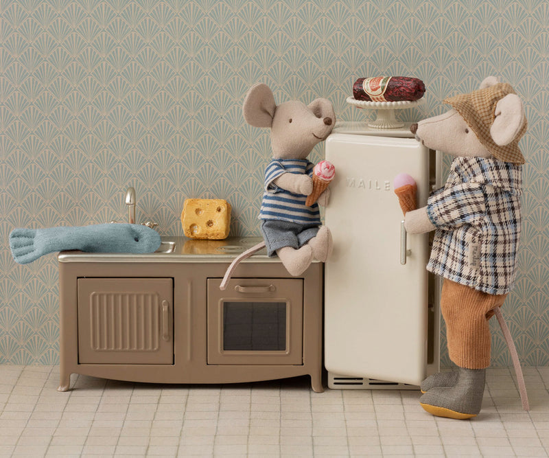 Metal Fridge, Mouse (Off white)