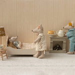 Bed, Mouse (Off White)