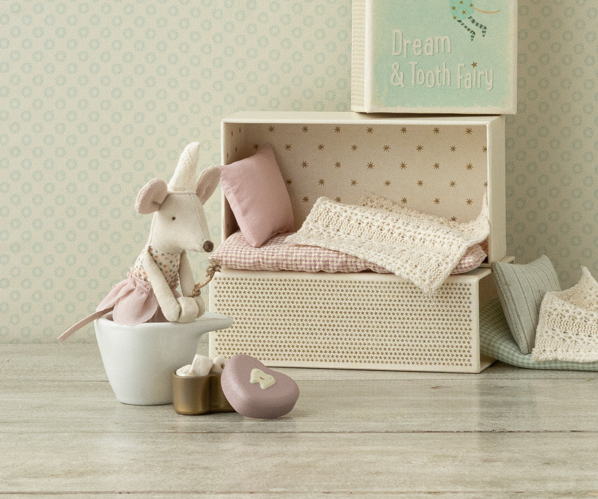 Tooth Fairy Little Sister Mouse in Matchbox