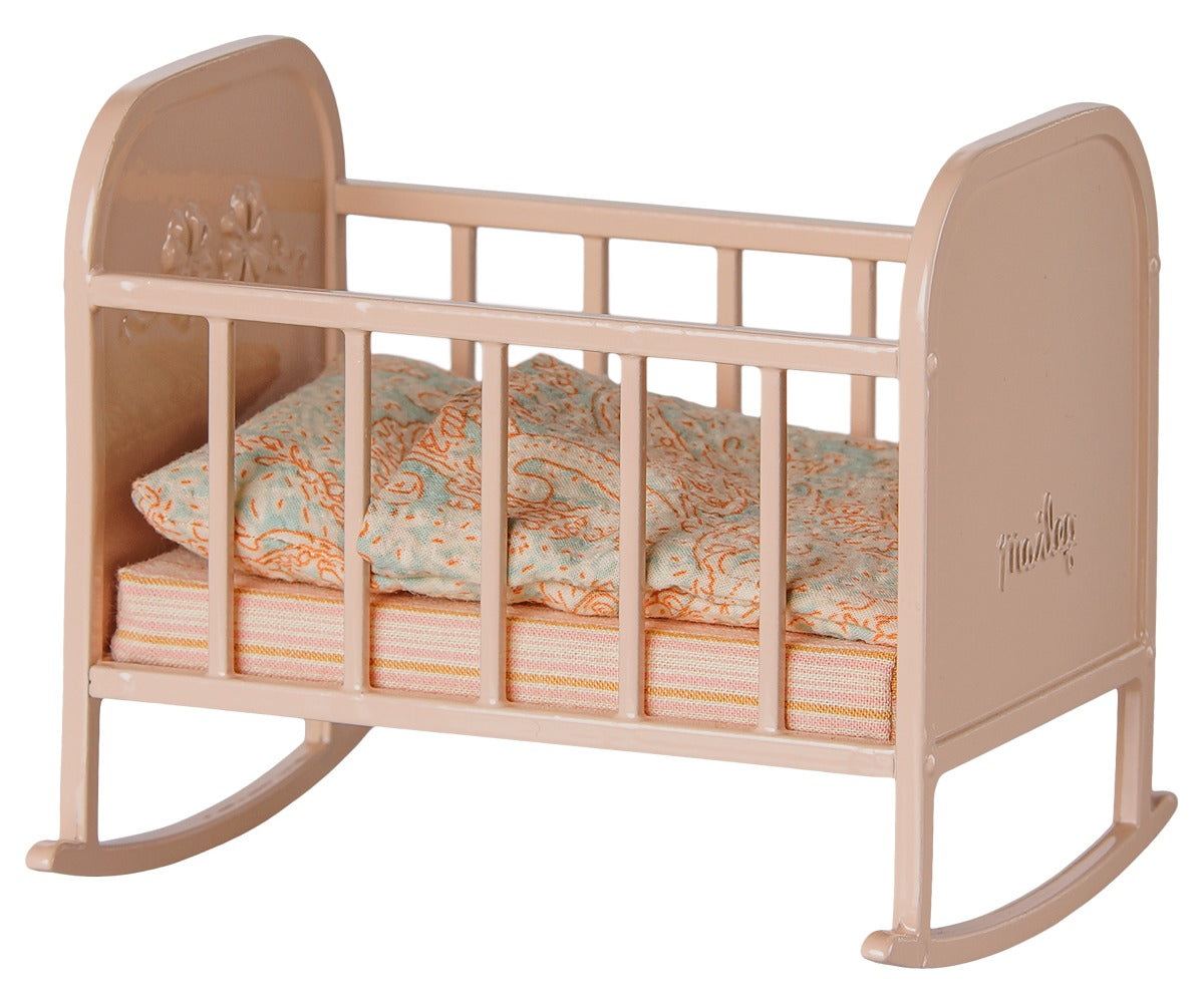 Cradle My (Light Rose)