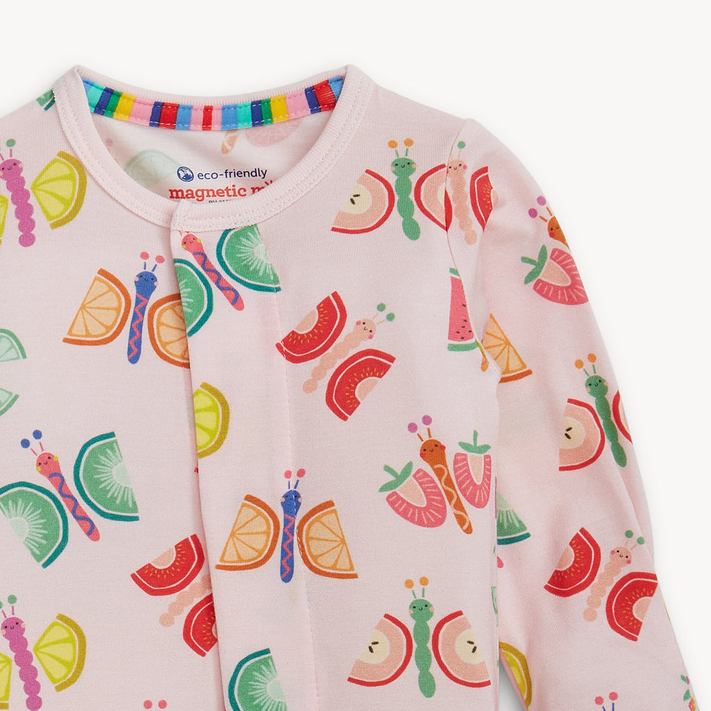 Magnetic Footie (The Fruit Flies)