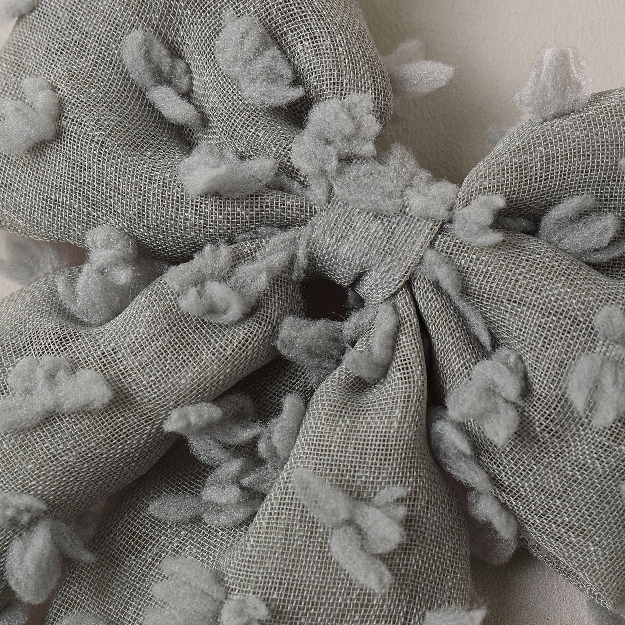 Everly Bow (Eucalyptus)