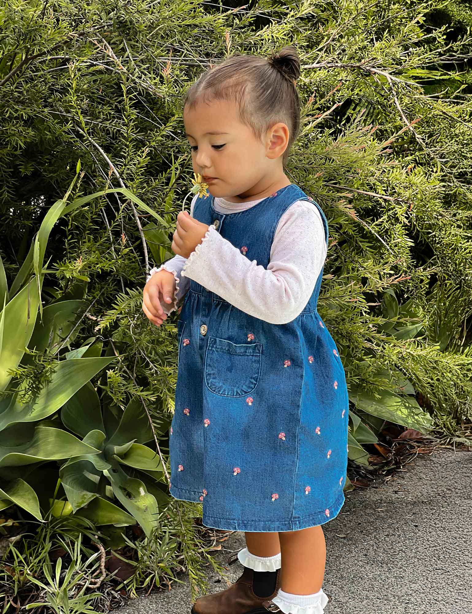 Embroidered Pinnie & Top Set (Toadstool Broderie)