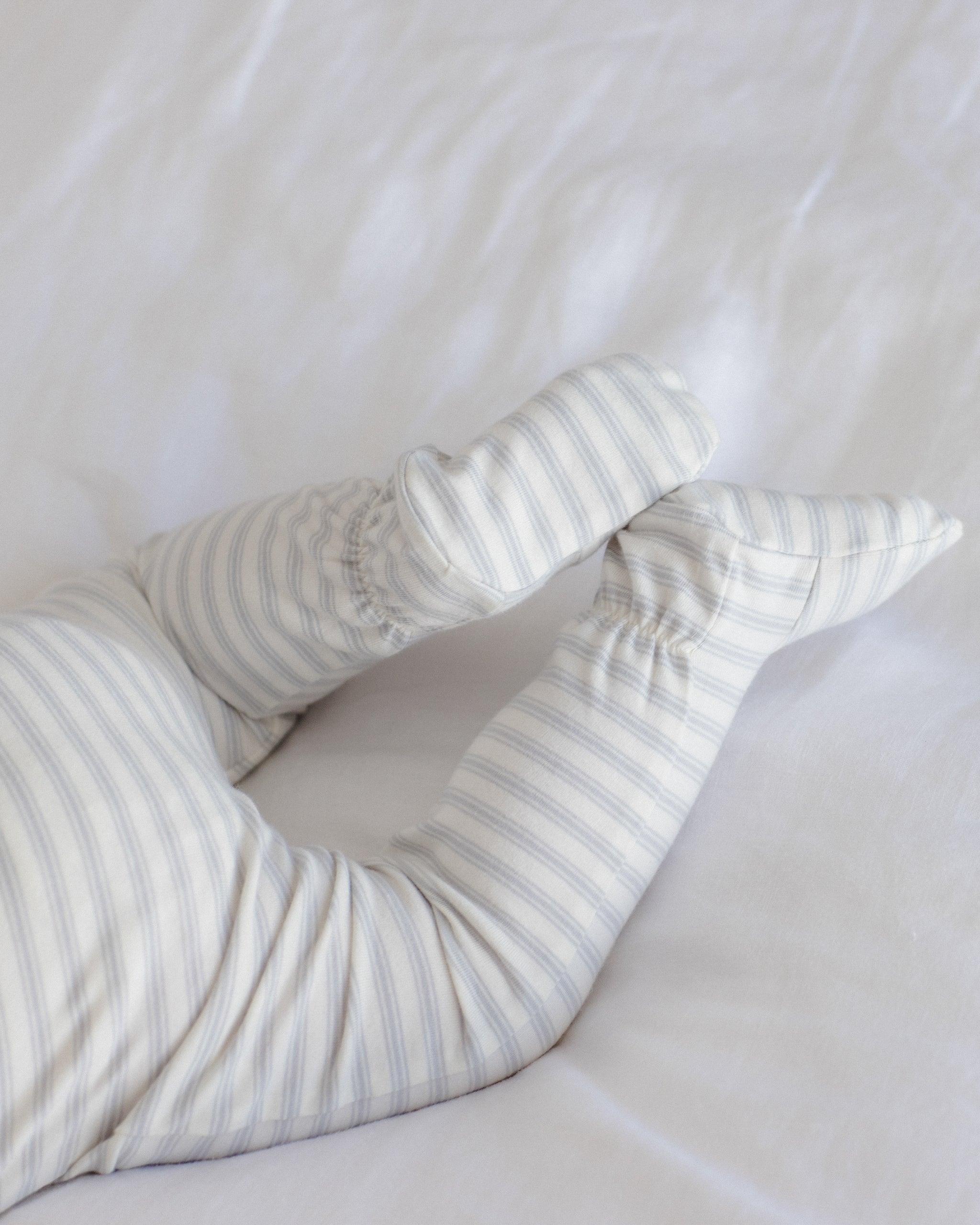 Zip Long Sleeve Sleeper Footie (Cloud Stripe)