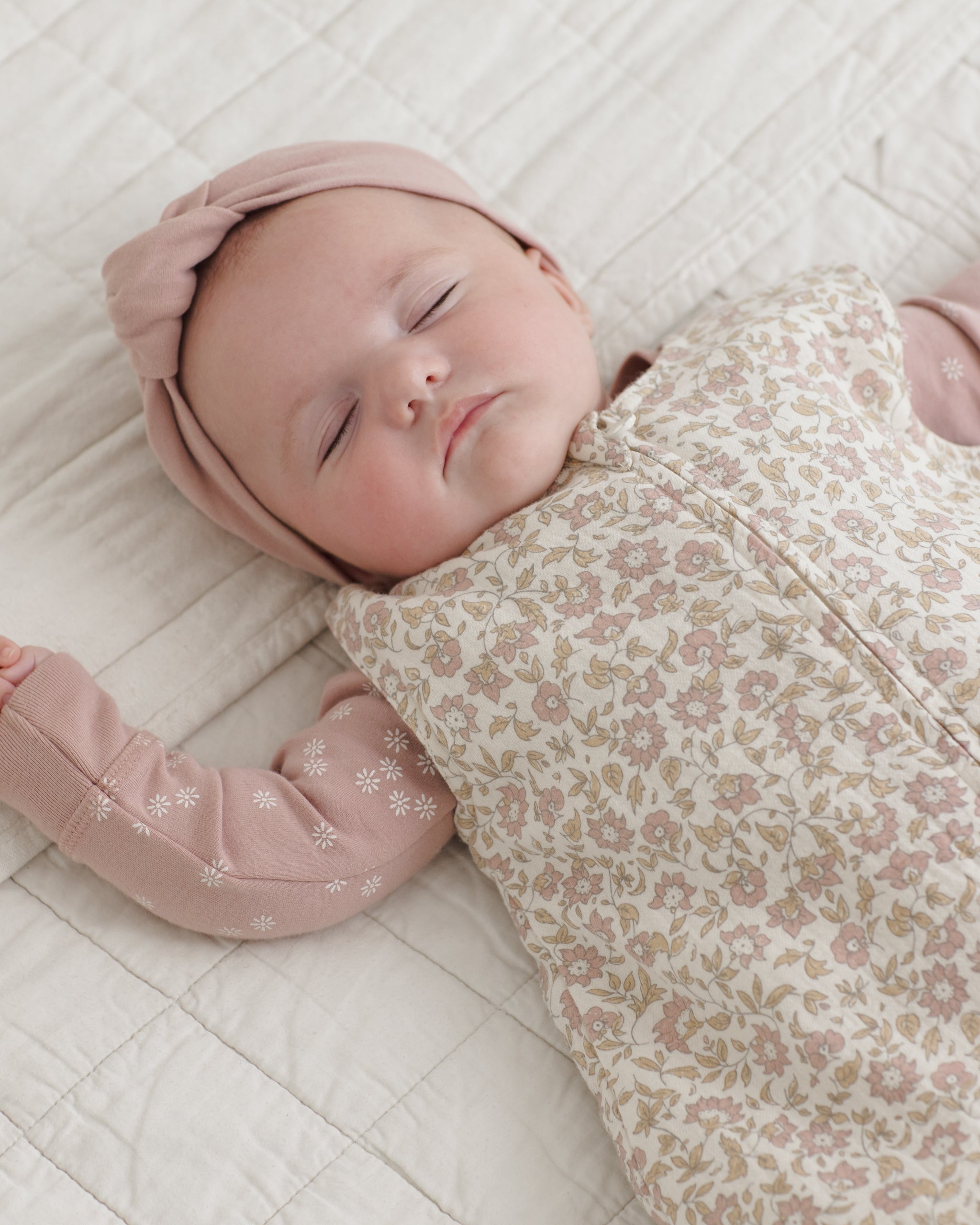 Zip Longsleeve Sleeper (Mauve Daisy)