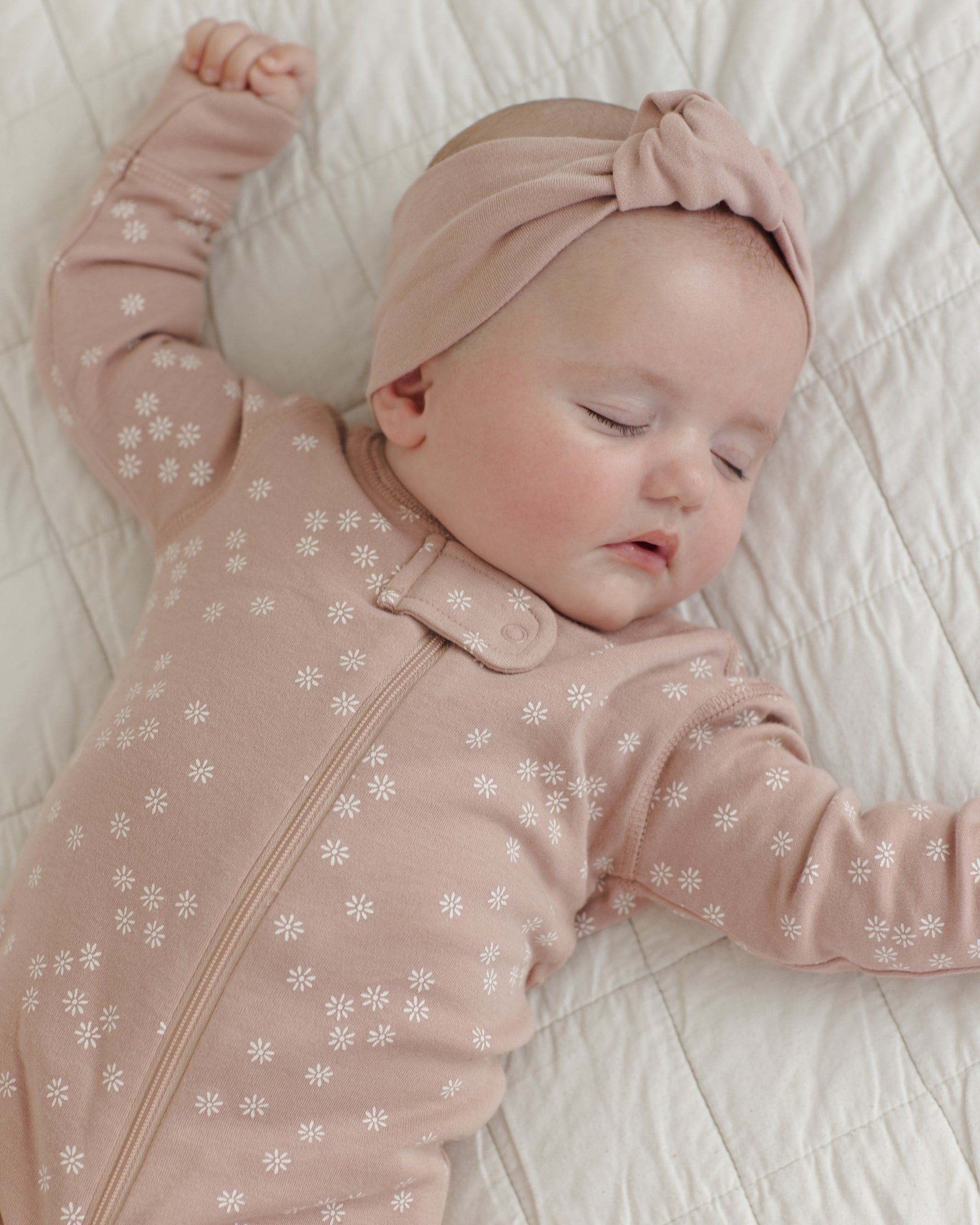 Zip Longsleeve Sleeper (Mauve Daisy)