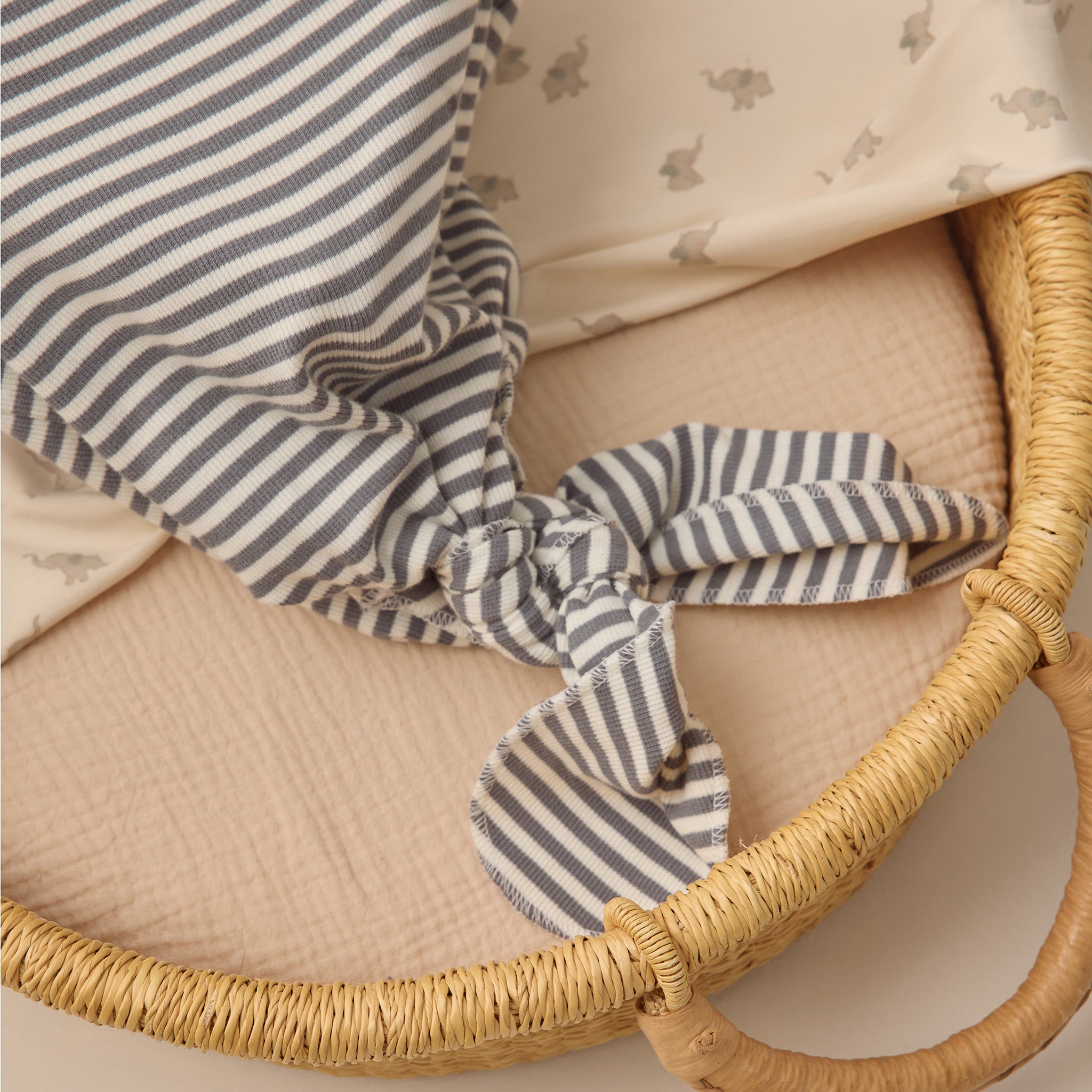 Knotted Baby Gown + Hat Set (Ocean Stripe)