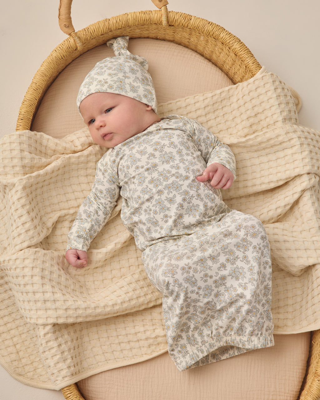 Bamboo Baby Gown + Hat Set (Blue Floral)