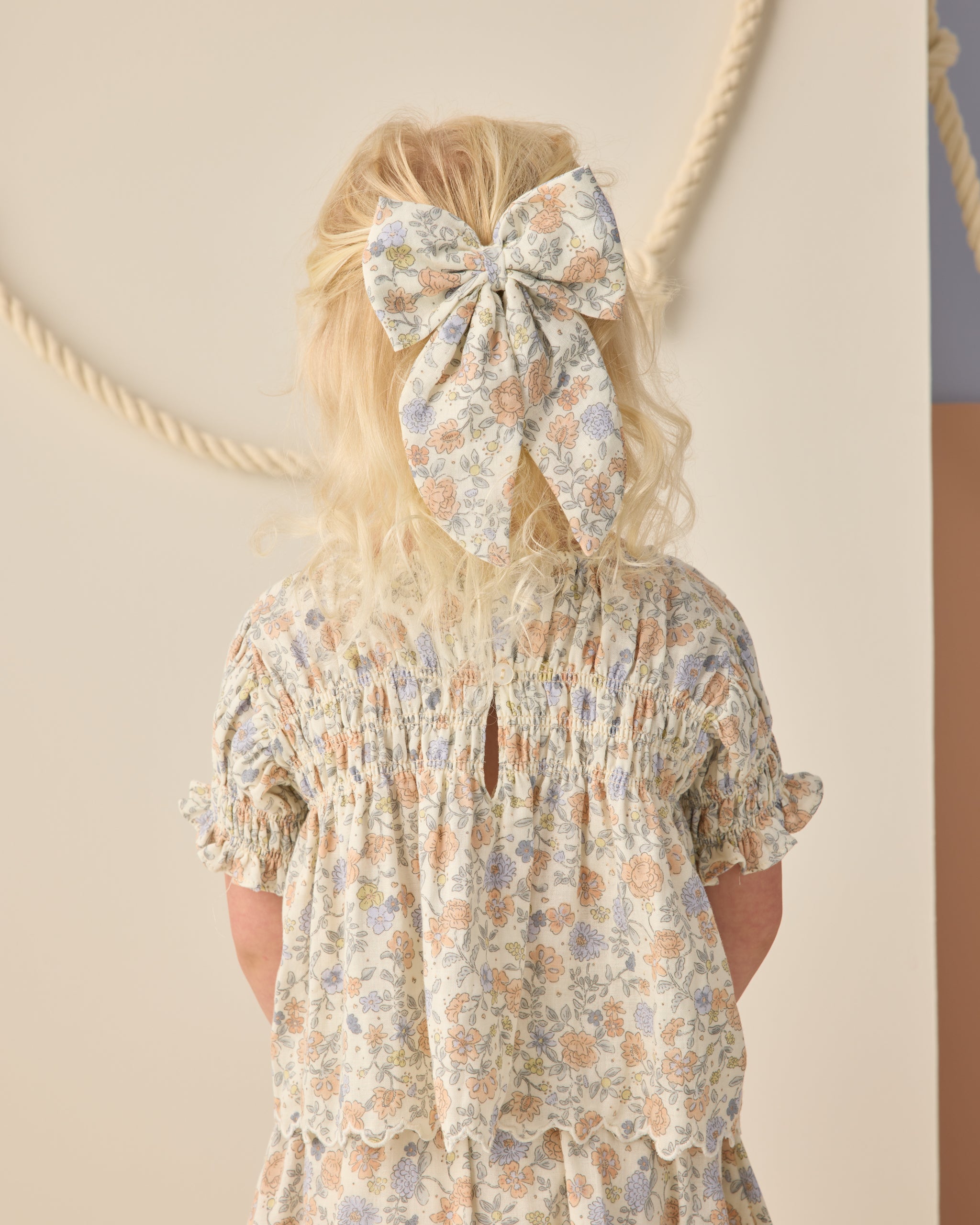 Oversized Bow (Bloom)