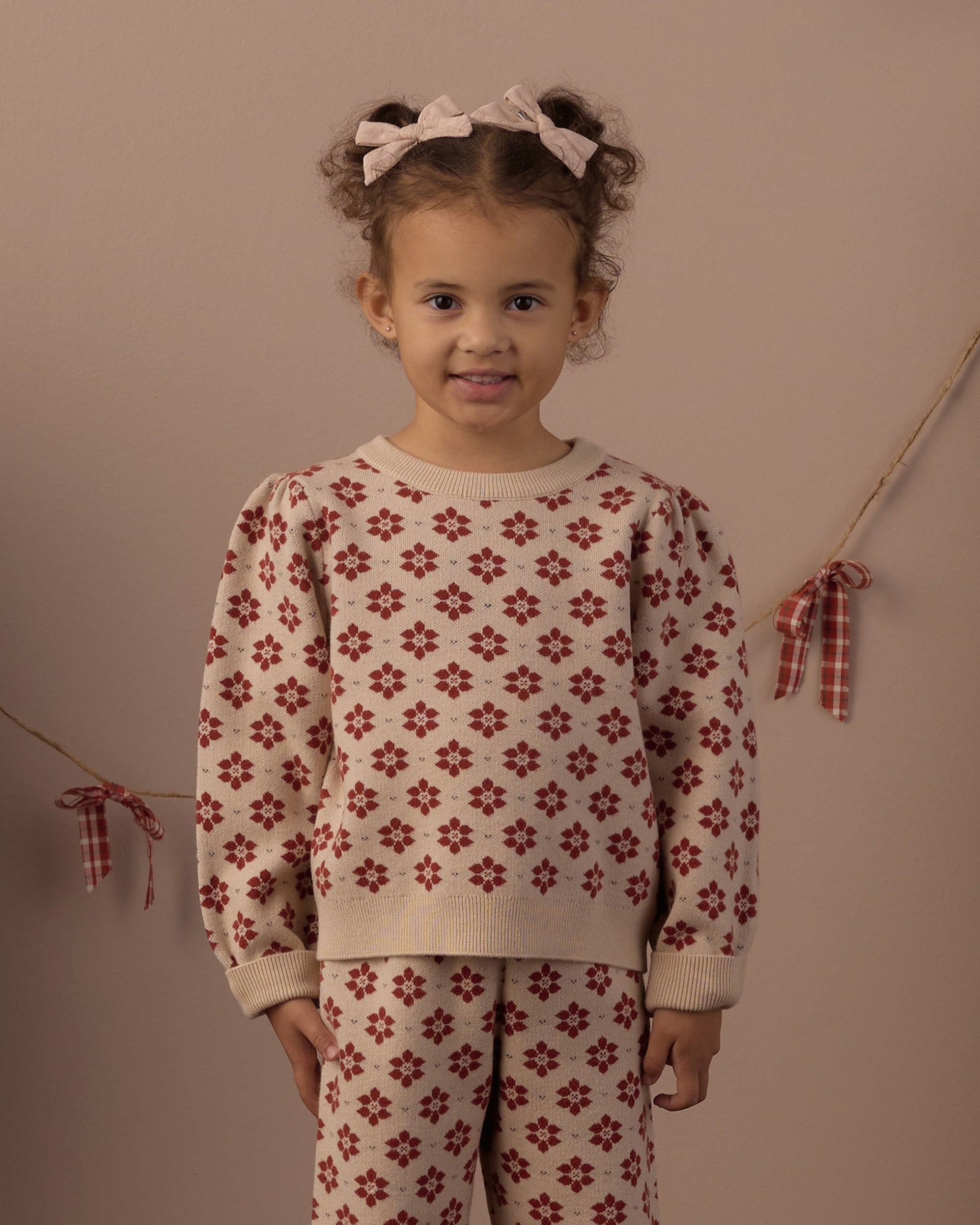 Shiloh Sweater (Poinsettia)