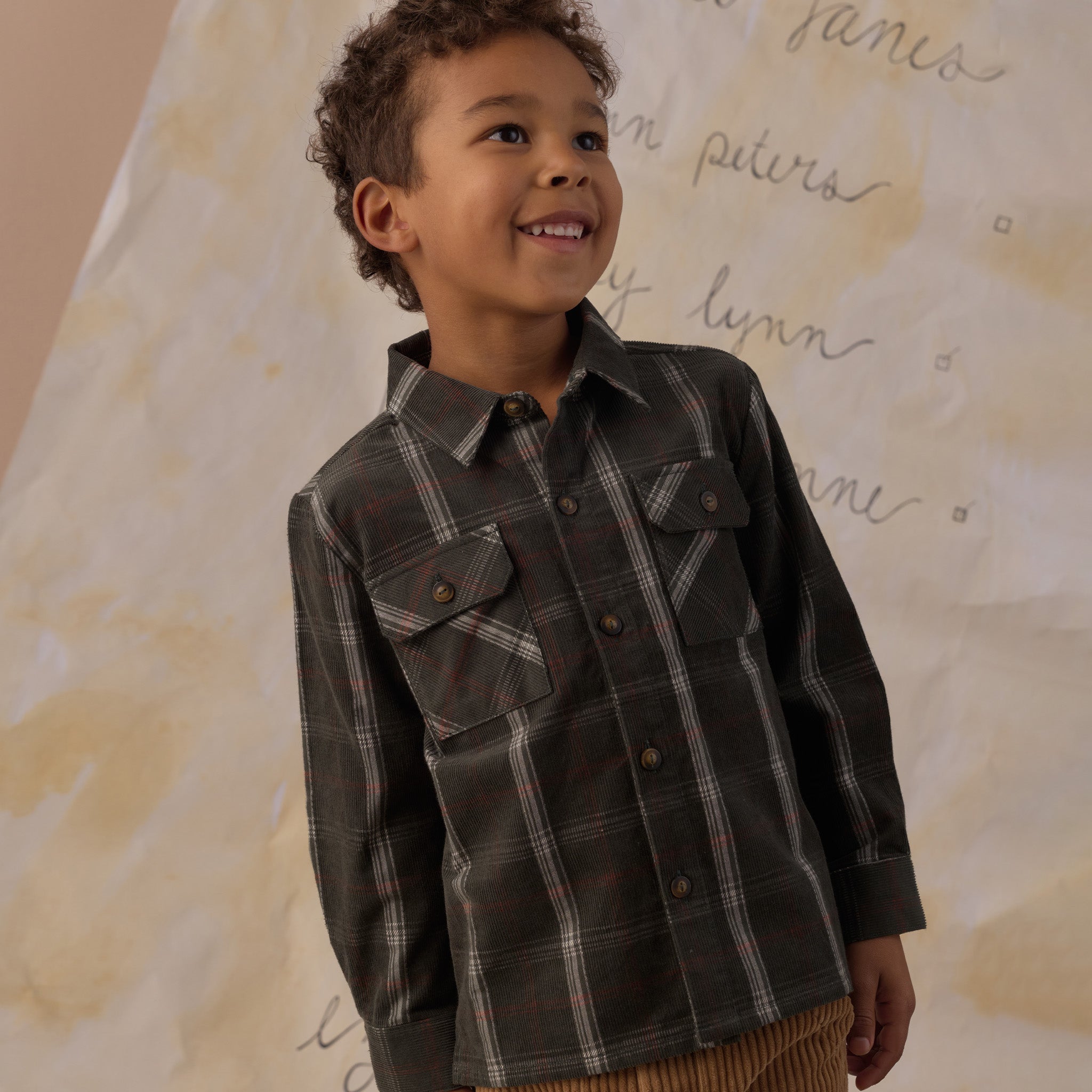 Pocketed Flannel Shirt (Holiday Plaid)