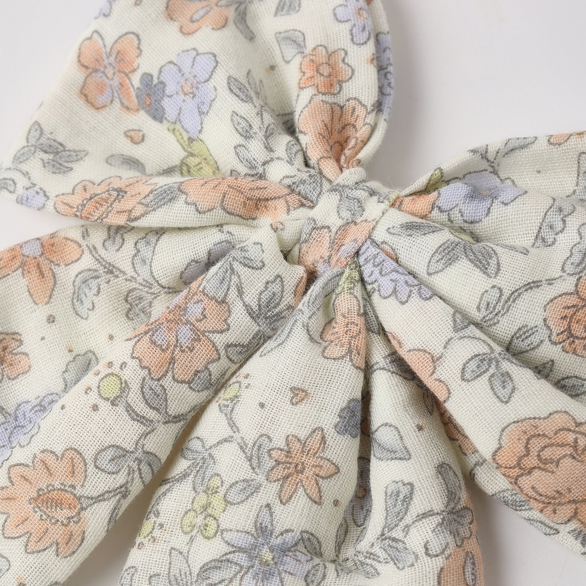 Oversized Bow (Bloom)