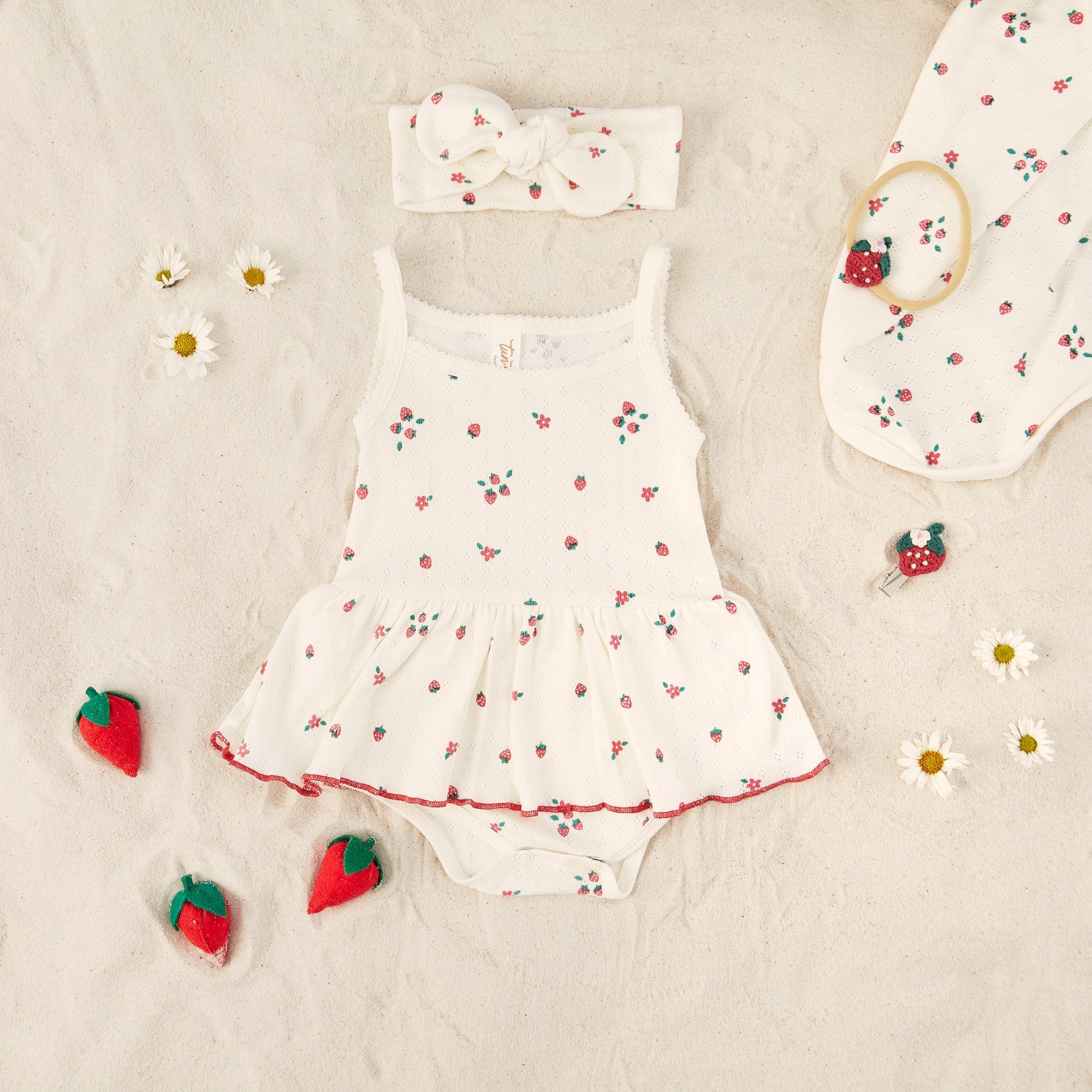 Louise Romper (Natural Strawberries)