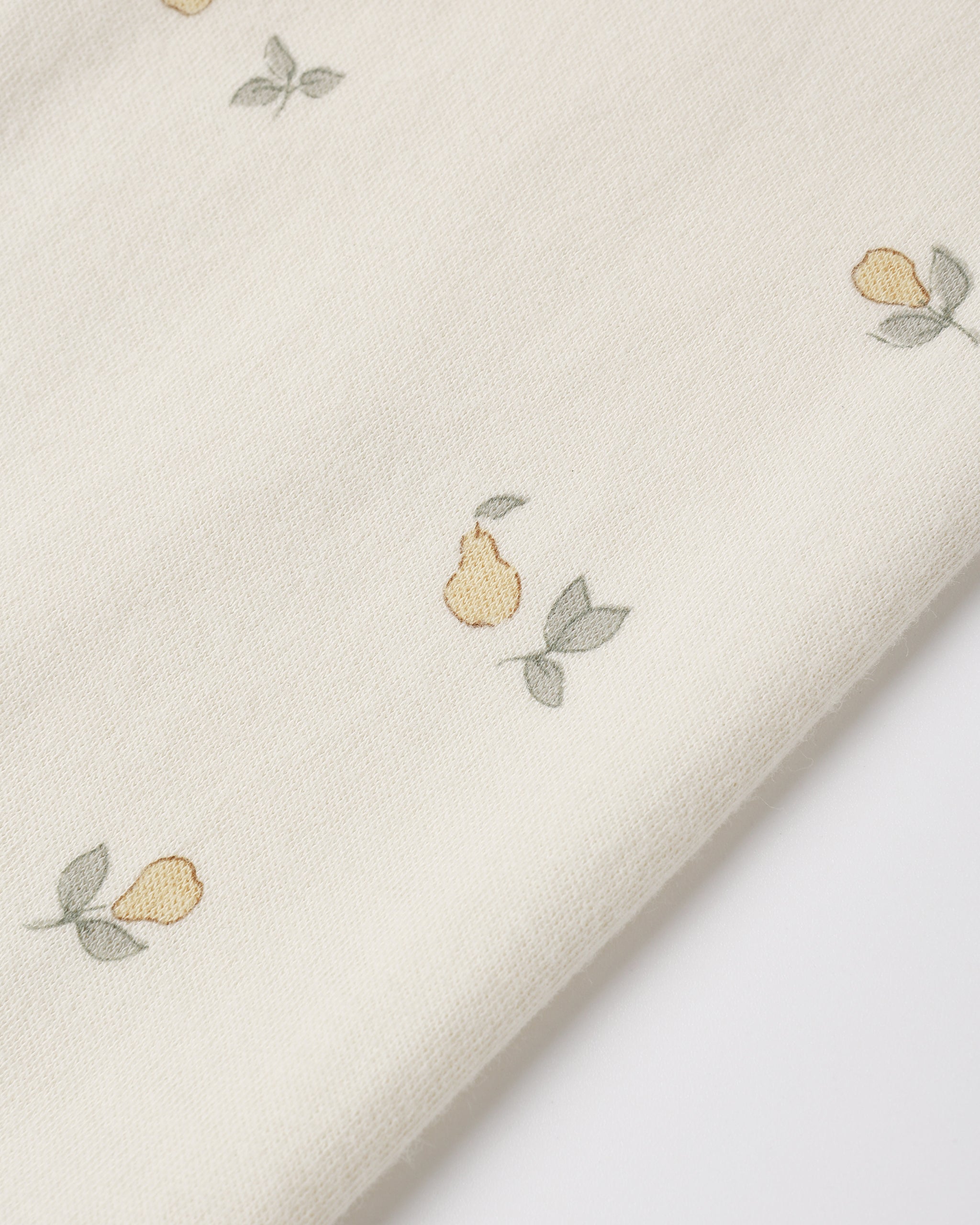 Footie (Pears)