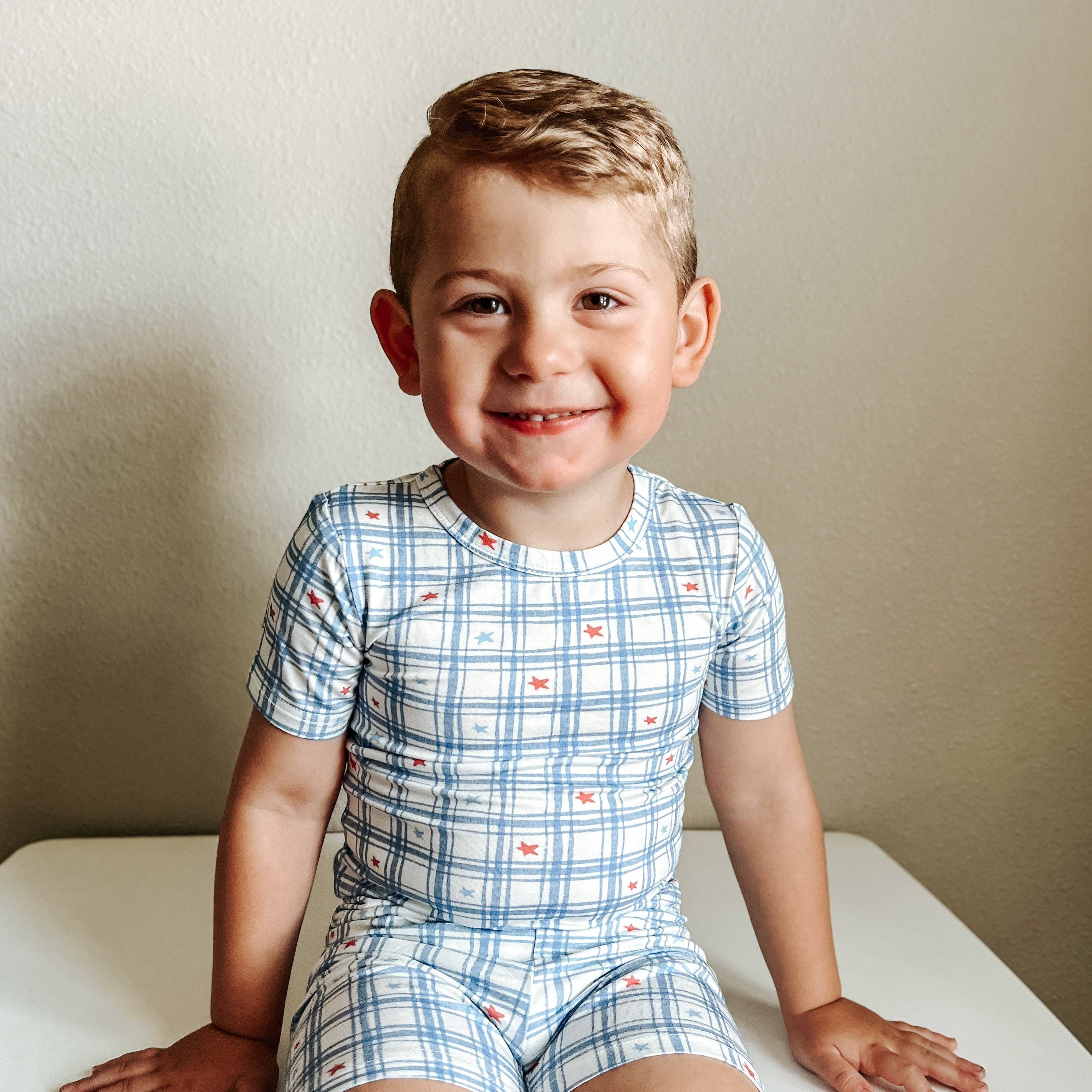 Short Sleeve Bamboo Pajamas (Stars Gingham)