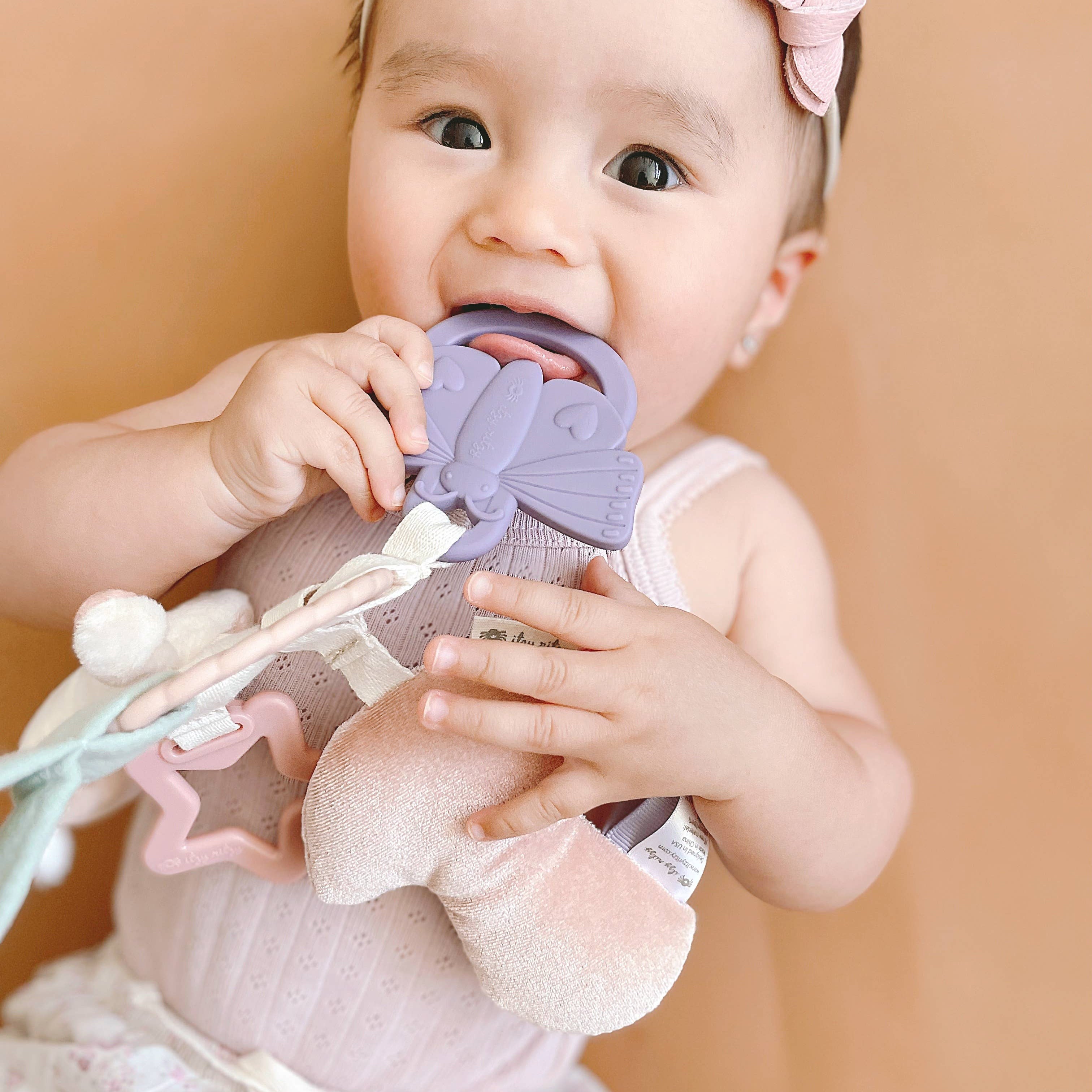 Busy Ring Teething Activity Toy (Bunny)