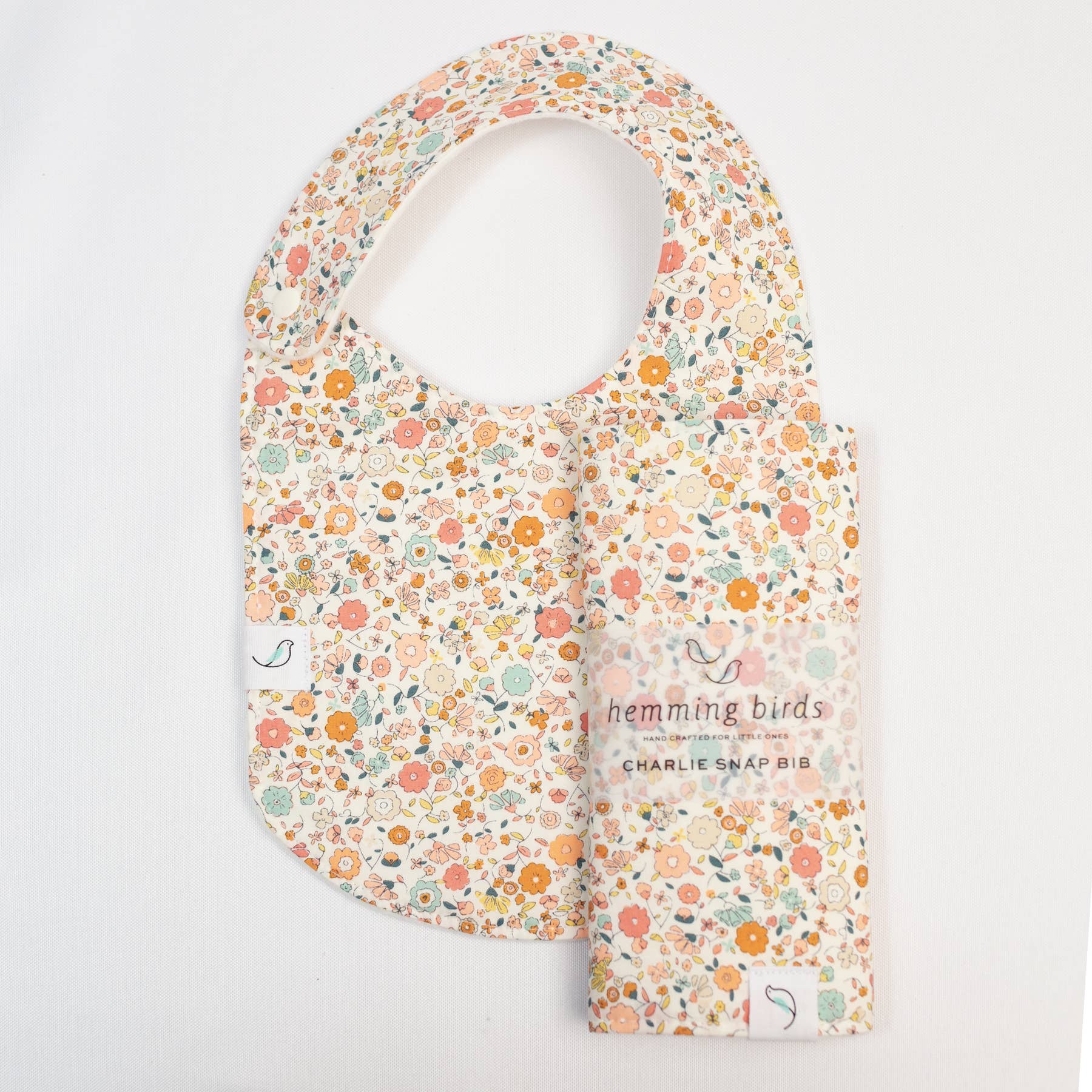 Charlie Snap Bib (Ditsy Floral)