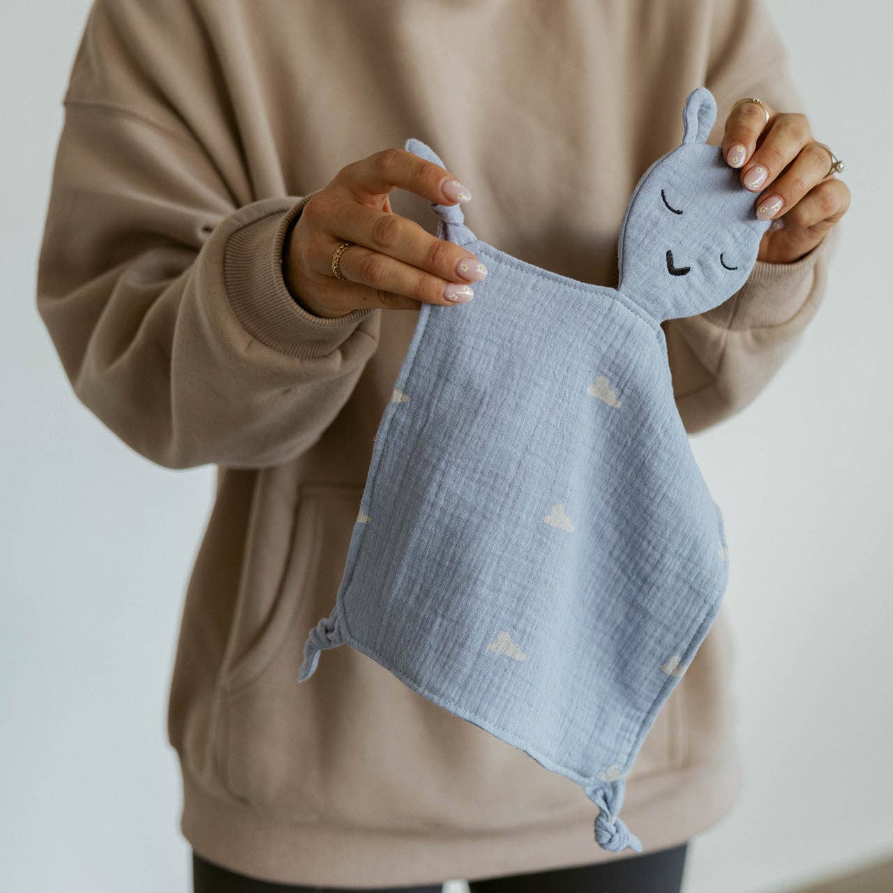 Muslin Lovey (Windy)
