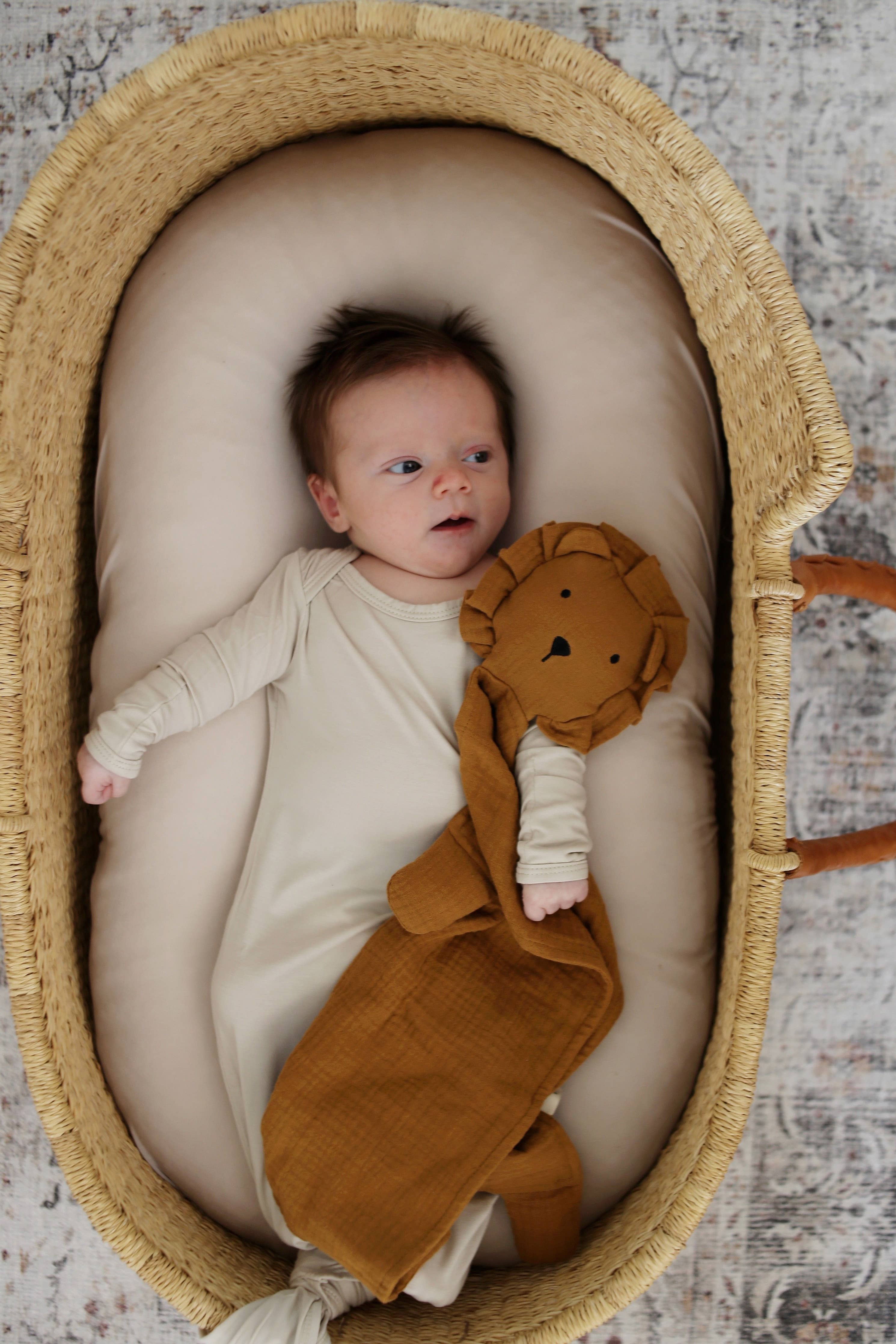 Lion Lovey Blanket (Toffee)