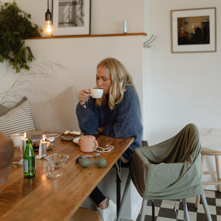 Snack Cup (Powder Pink Confetti)