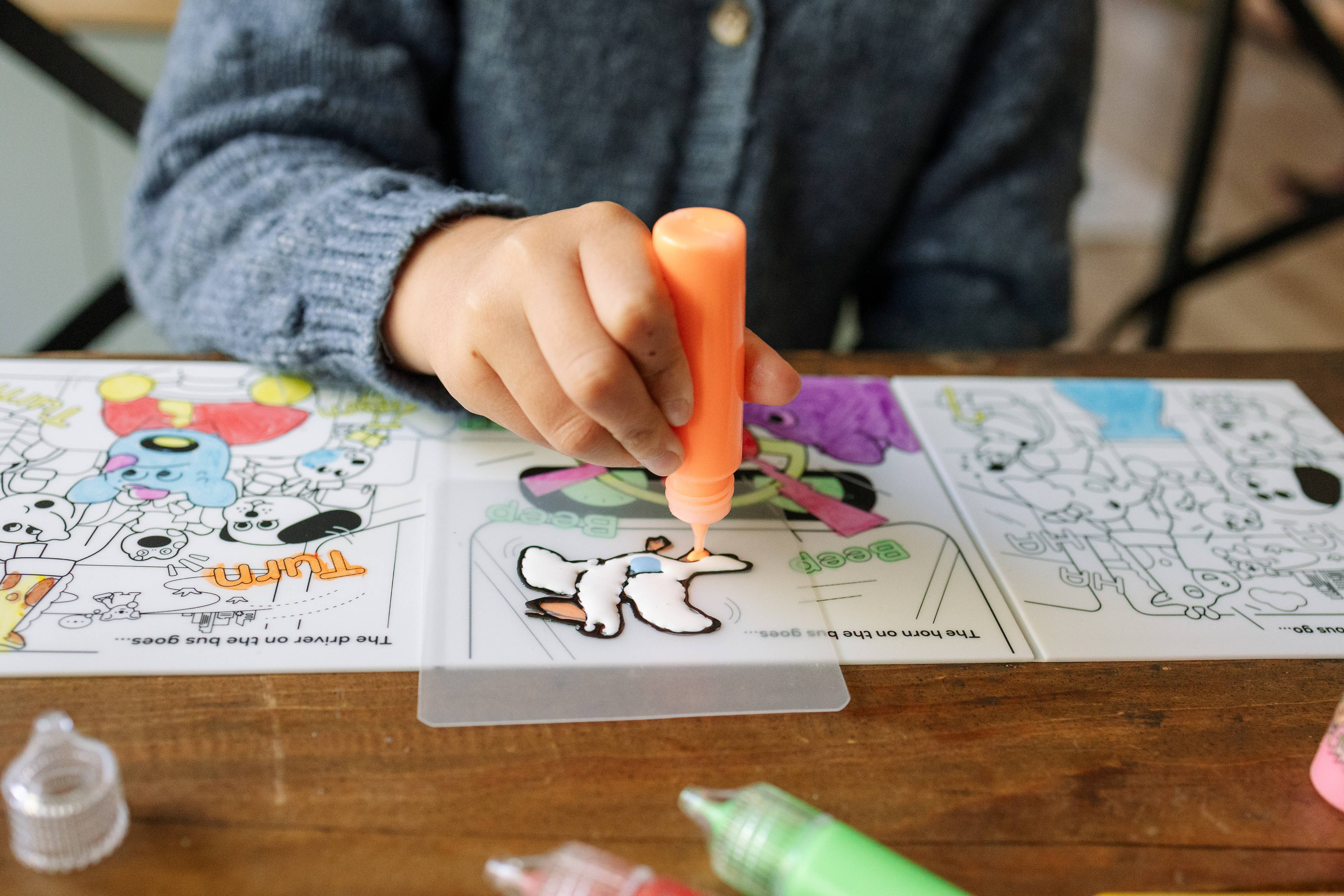 Peel & Stick Solid Paint Set for Window Art