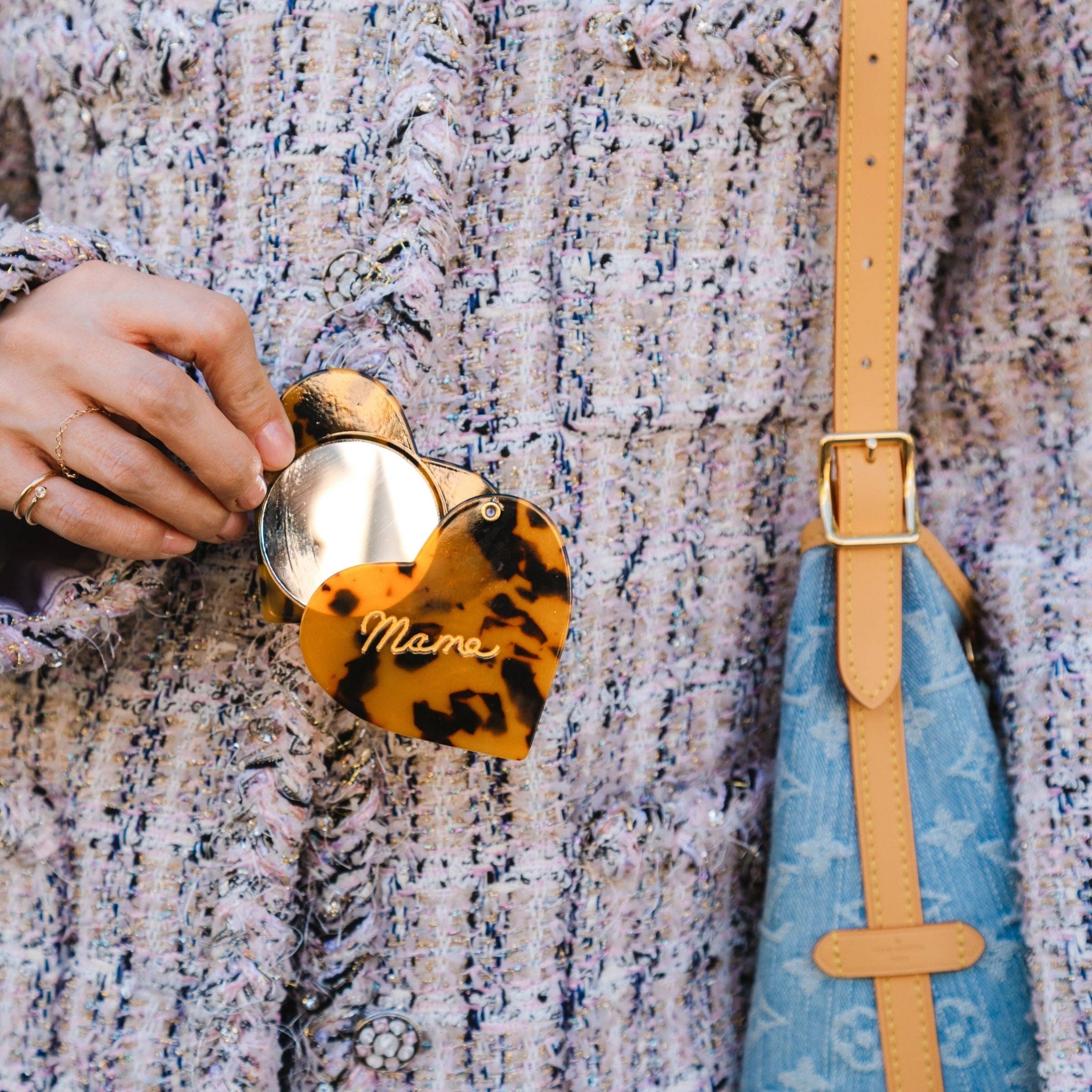 Mama Heart Compact Mirror (Tortoise)