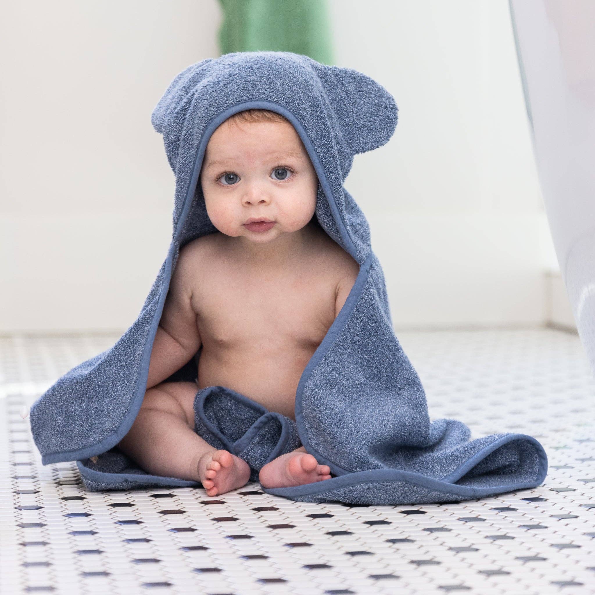 Hooded Towel + Wash Mitt Set (Rain)