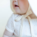 Sunbonnet (Camélia Flower)