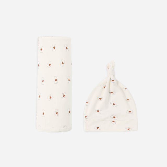 Bamboo Swaddle + Knotted Hat (Valentine)